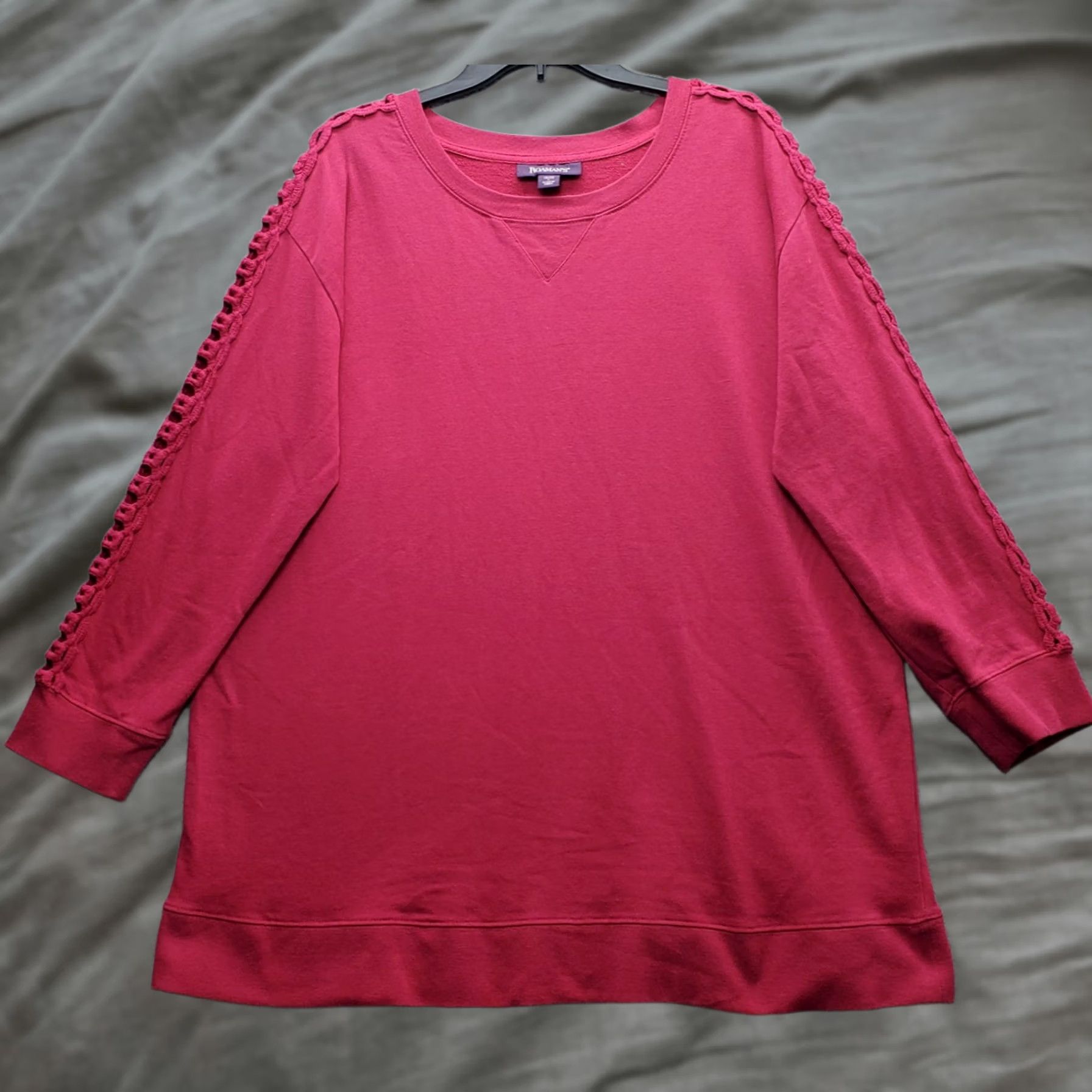 Vintage Roaman’s Sweatshirt Womens L Pink Crochet Lattice Sleeve Round Neck Pullover Size L / US 10 / IT 46 - 1 Thumbnail