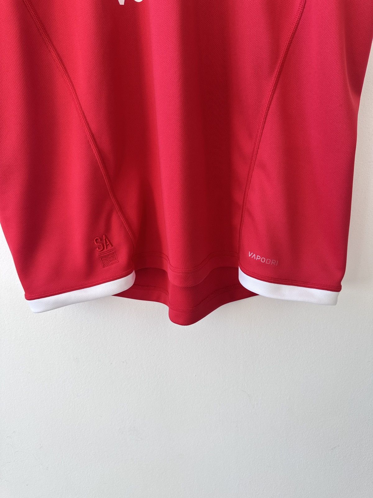 Canterbury of New Zealand Canterbury British & Irish Lions Rugby Training Jersey 2021 Size US XL / EU 56 / 4 - 5 Thumbnail