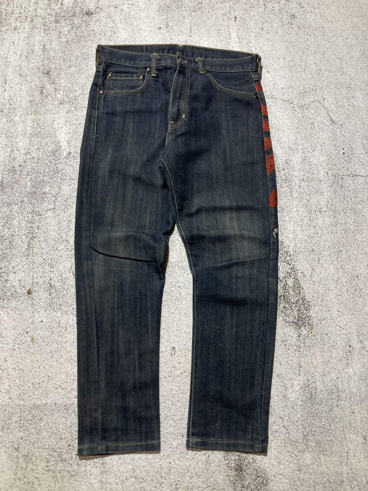 Japanese Brand 2000s Sugoi Tatto Embroidery Dragon Tiger Denim Jeans Size US 29 - 10 Thumbnail