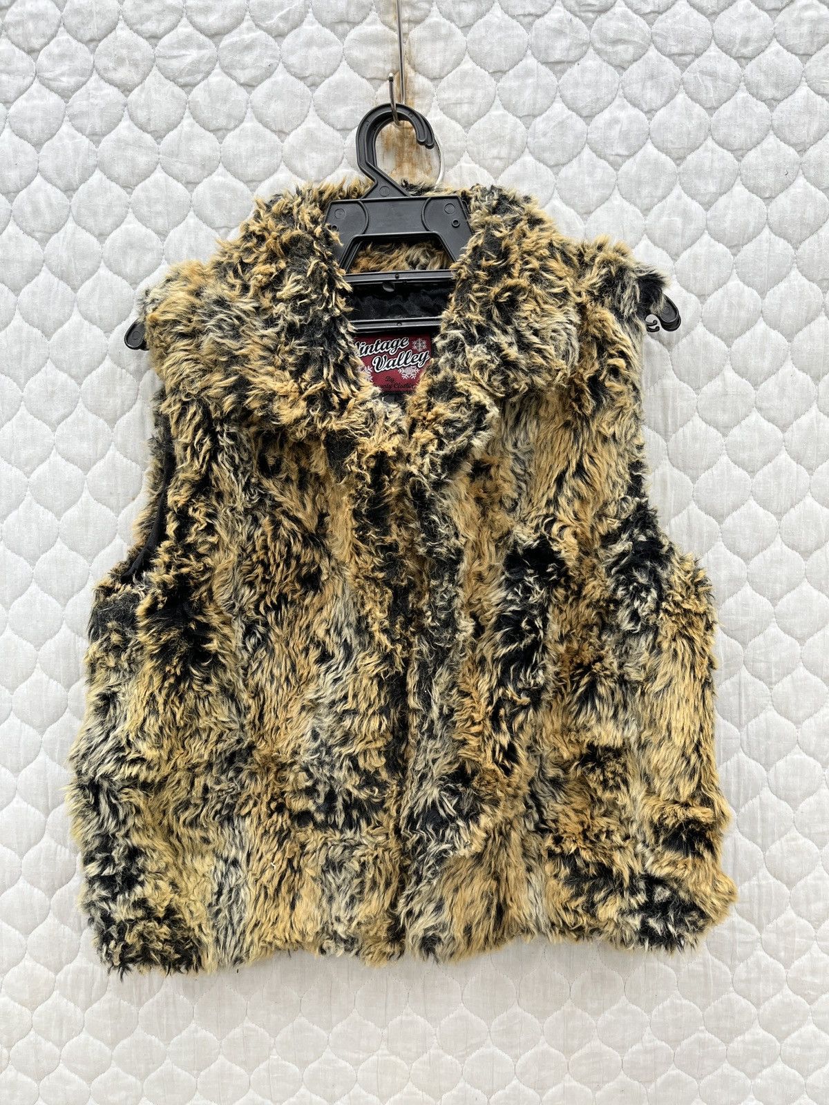 Vintage 🔥🔥🔥STEALS VINTAGE VALLEY FAUX FUR VEST Size L / US 10 / IT 46 - 1 Thumbnail