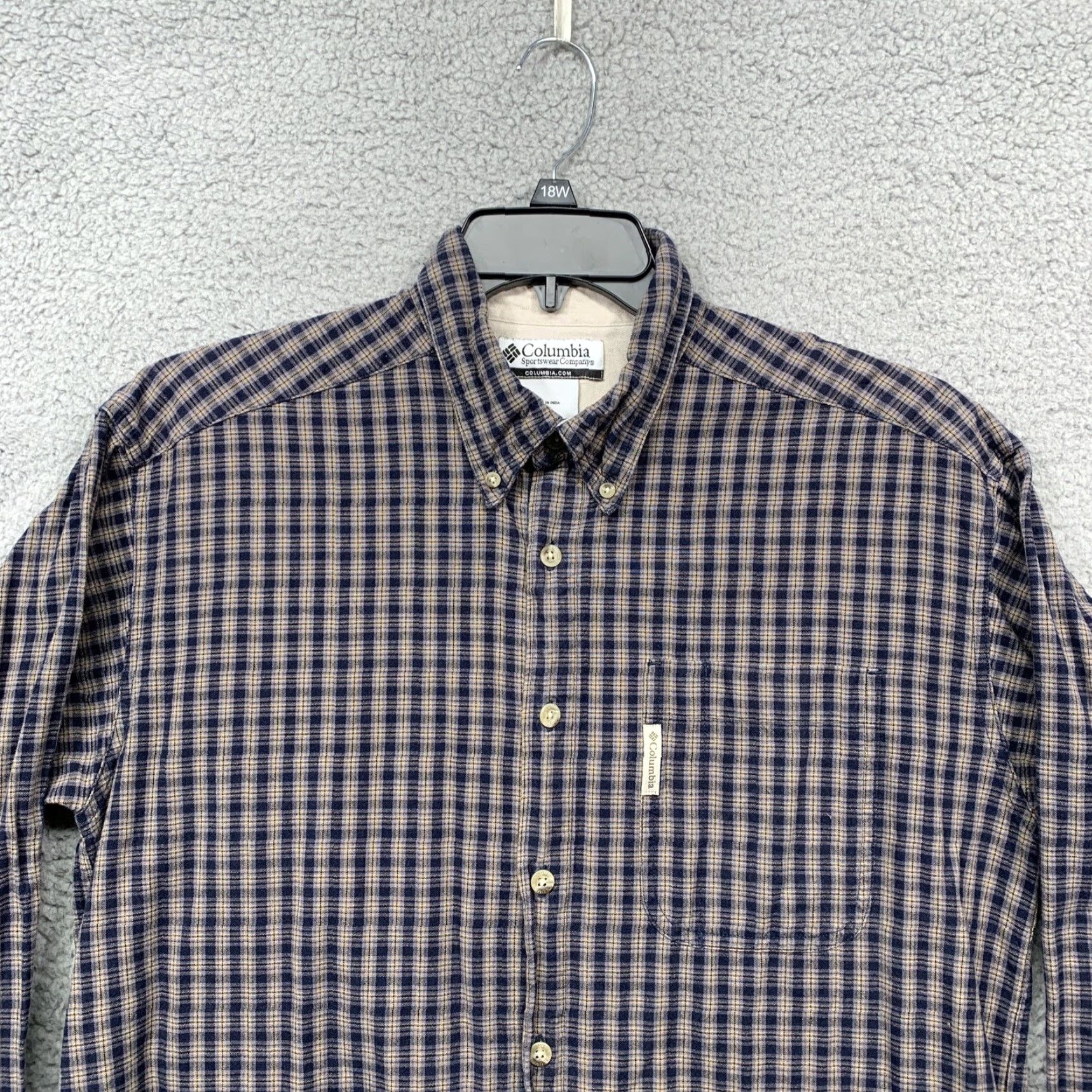 Vintage Columbia Button Shirt Men’s M Long Sleeve Navy Blue Gray Tan Plaid Logo Size US M / EU 48-50 / 2 - 2 Thumbnail