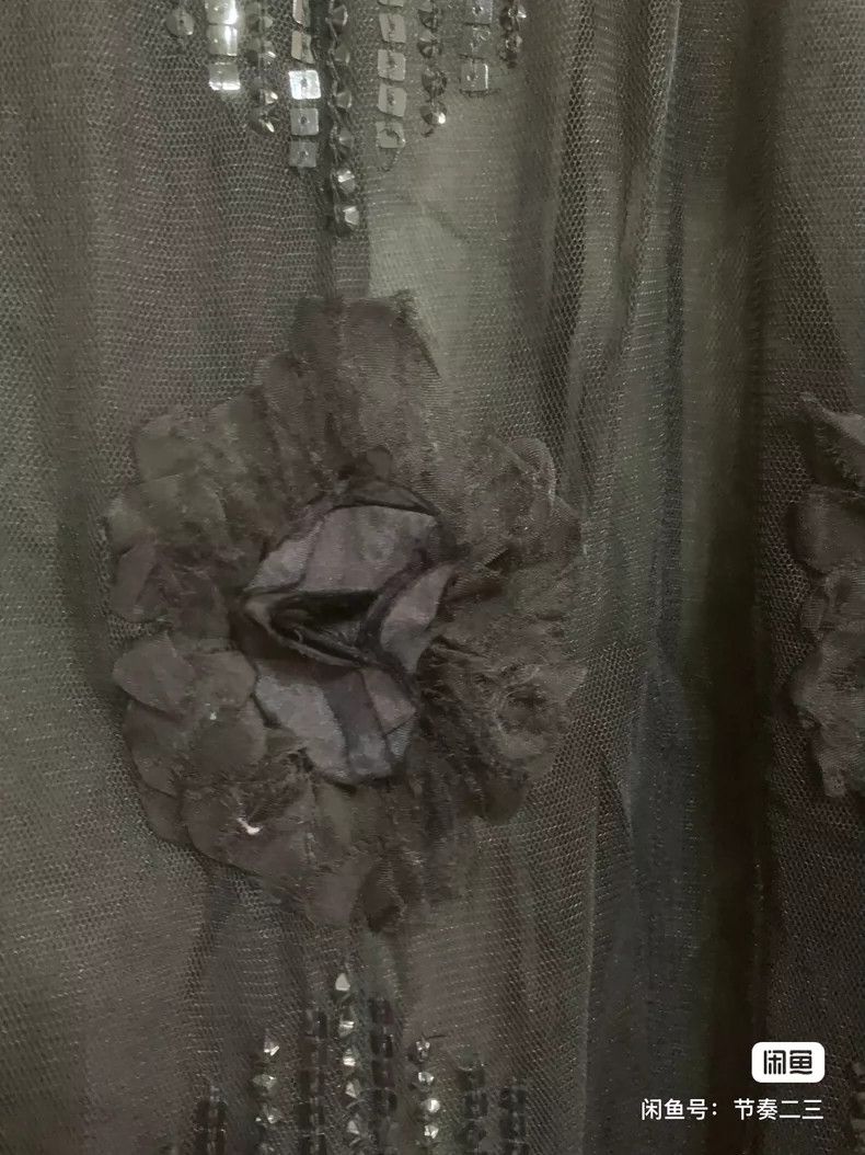 Dries Van Noten dries van noten Three-dimensional sequined coat 2504-Nexta Size US XXS / EU 40 - 6 Thumbnail