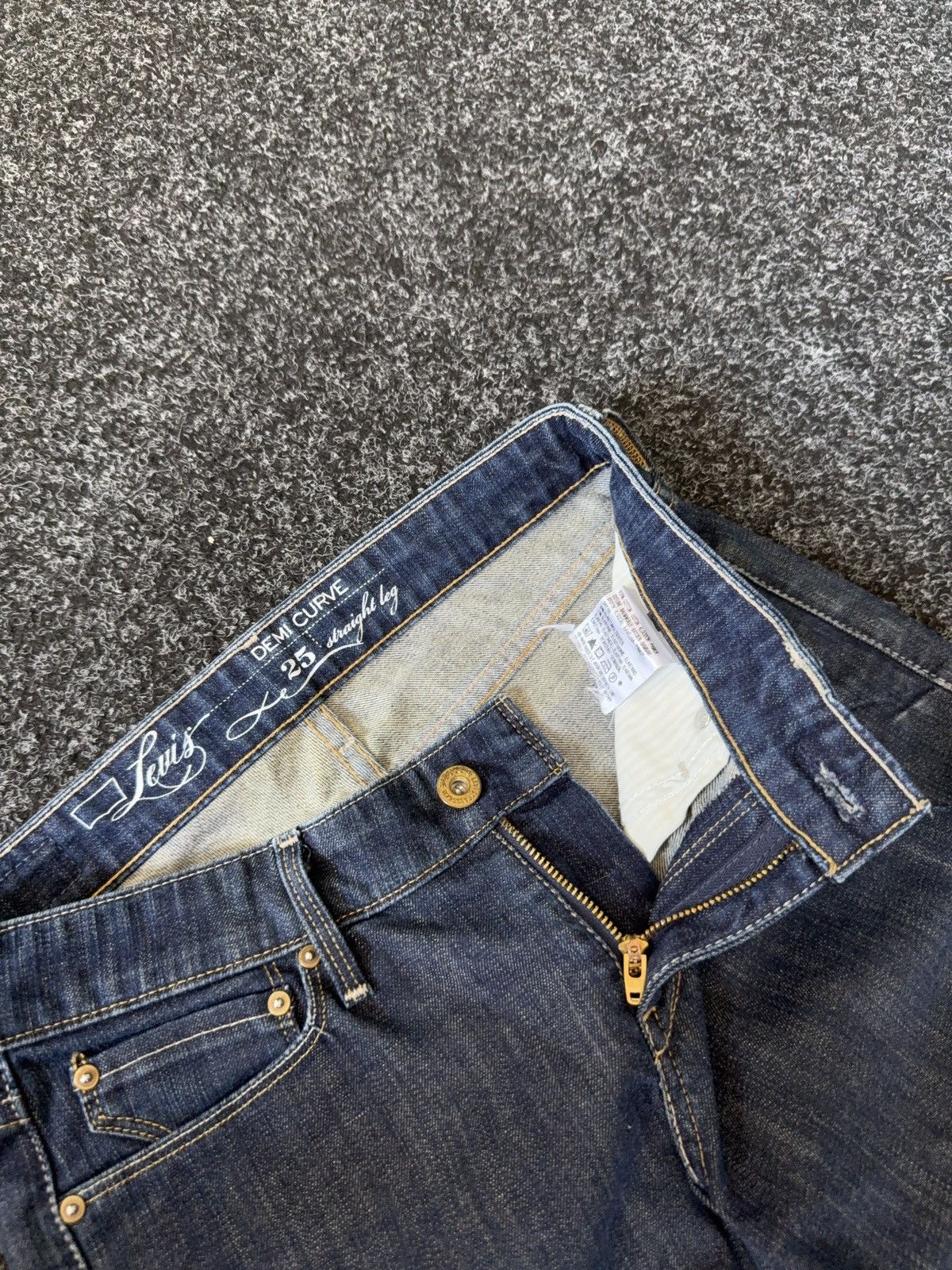 Levi's Western 00s Y2K Levi’s Demi Curve Straight Leg Jeans W25 Size 25" / US 0 / IT 36 - 7 Thumbnail