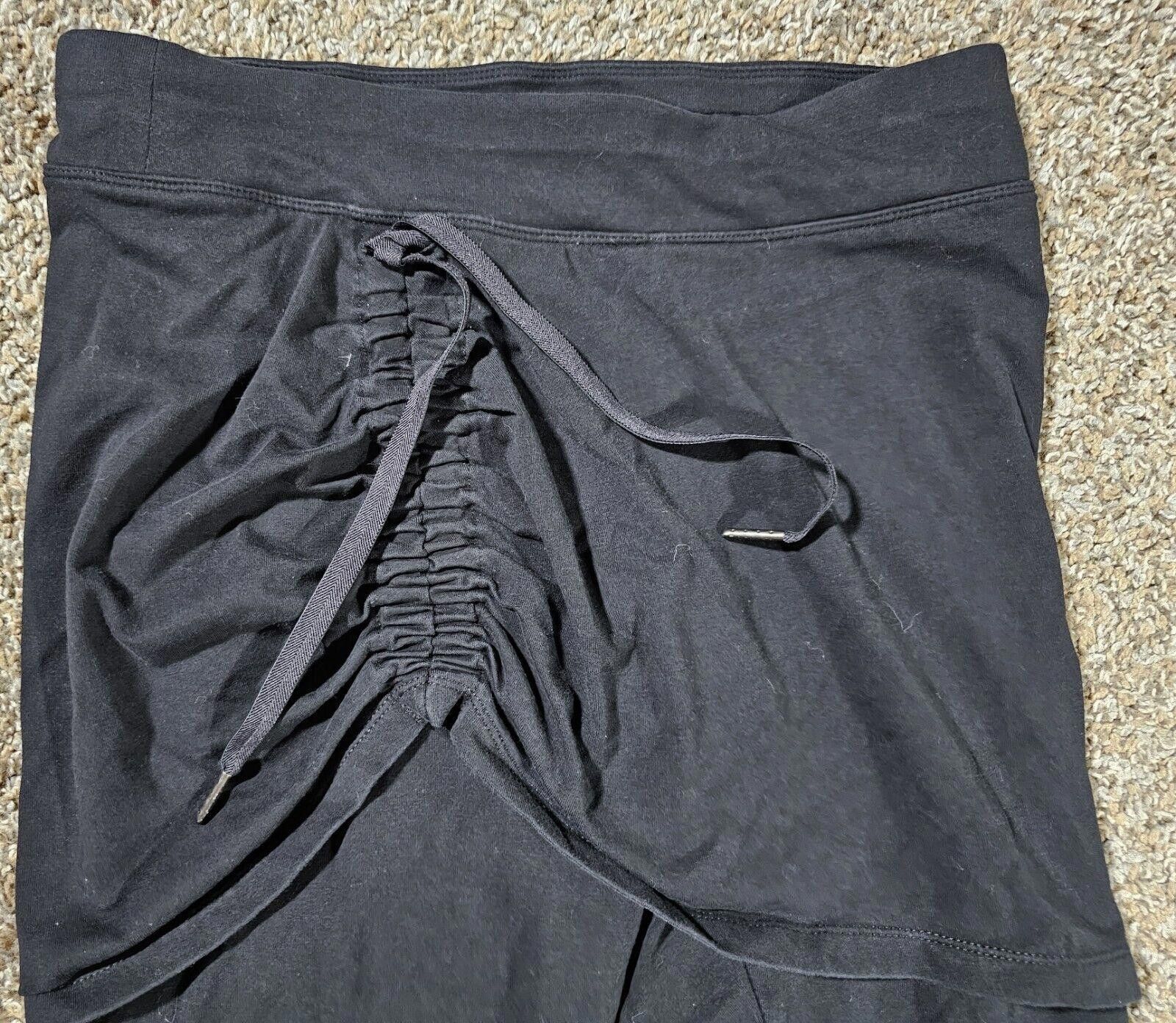 Calvin Klein Calvin Klein Performance QuickDry Ruched Capri Leggings M Size 32" / US 10 / IT 46 - 2 Thumbnail