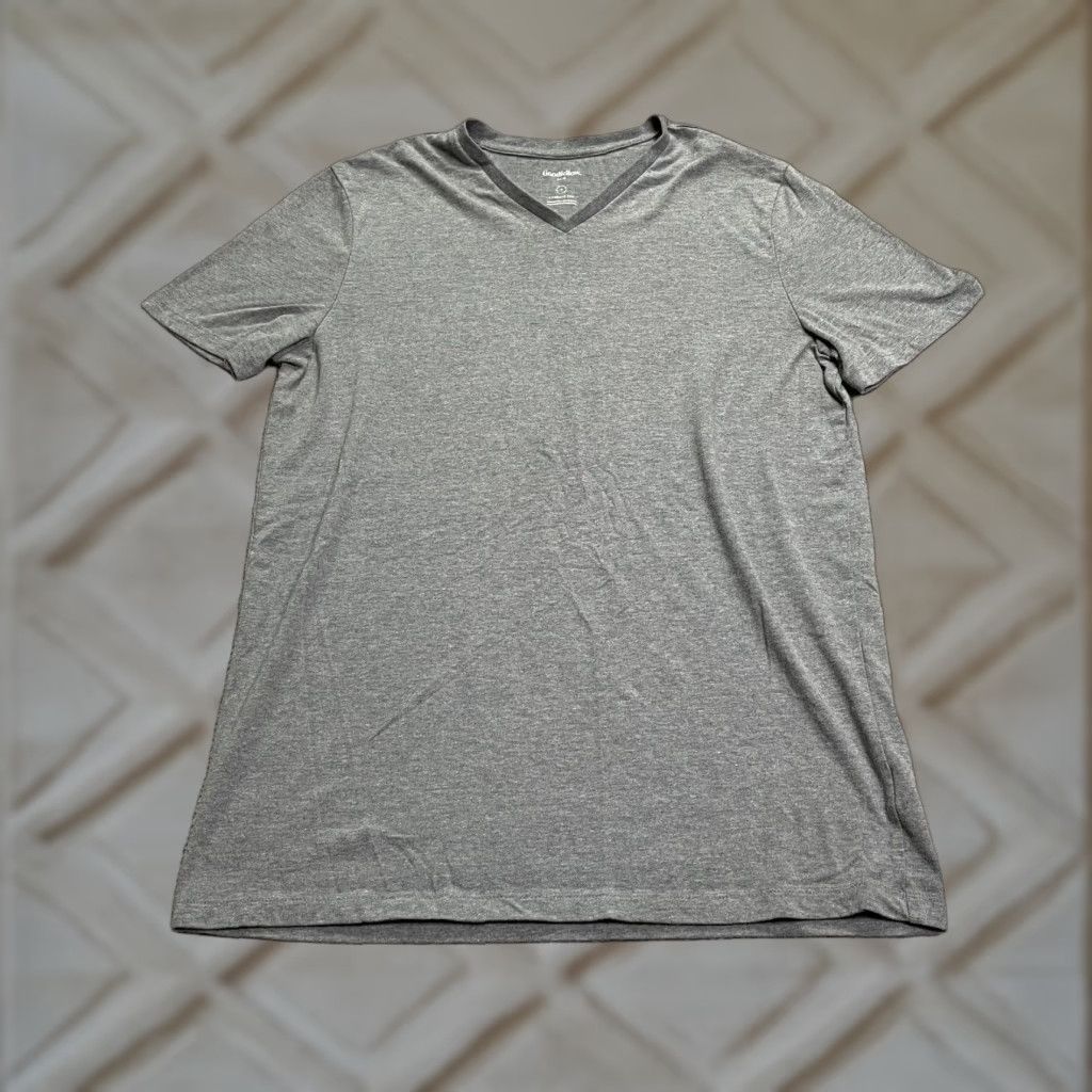 Vintage Goodfellow & Co Gray Cotton V-Neck T-Shirt Mens Small Casual Classic Size US S / EU 44-46 / 1 - 1 Thumbnail