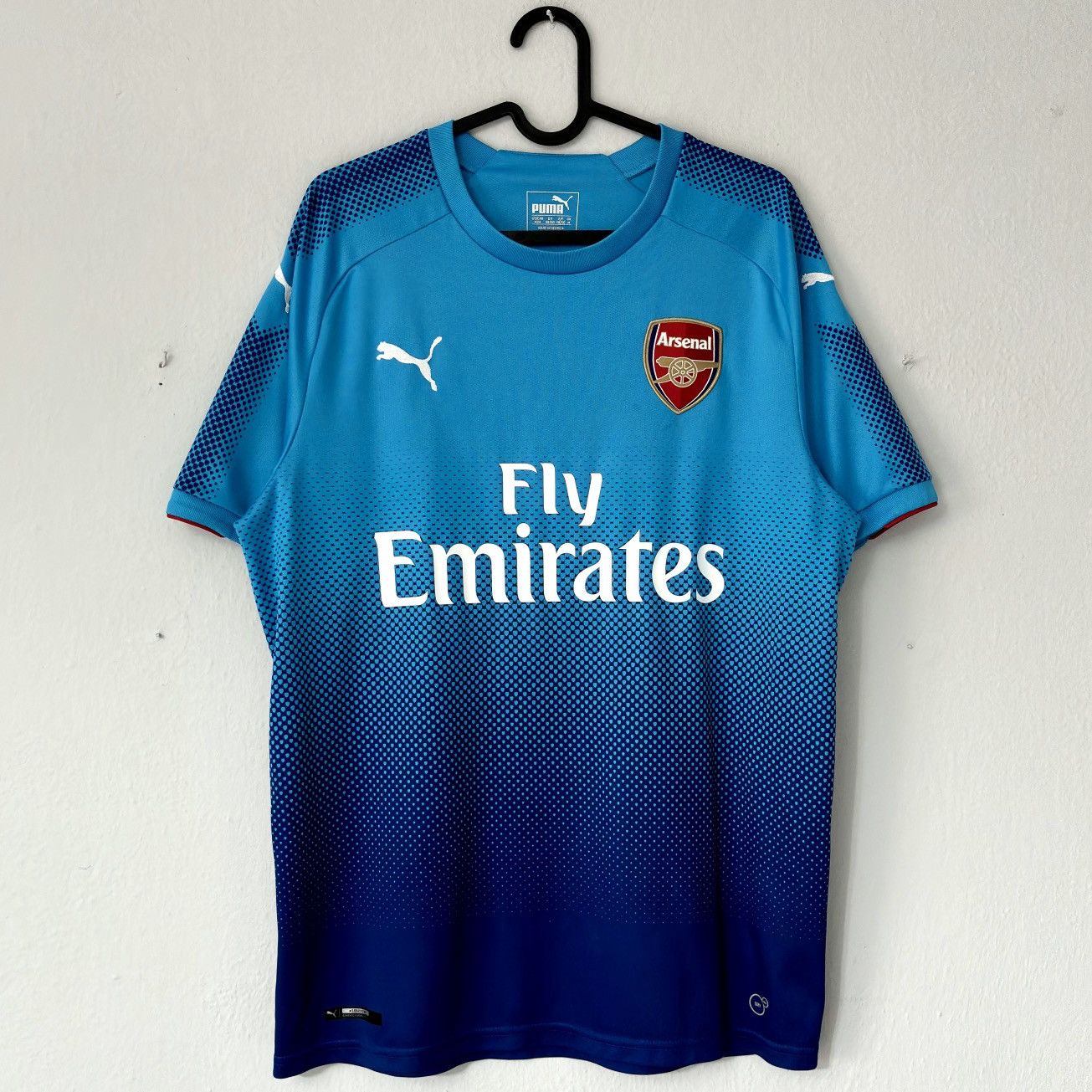 Puma 2017 2018 Arsenal Puma Away Third Kit Soccer Jersey Shirt M Size US M / EU 48-50 / 2 - 2 Thumbnail