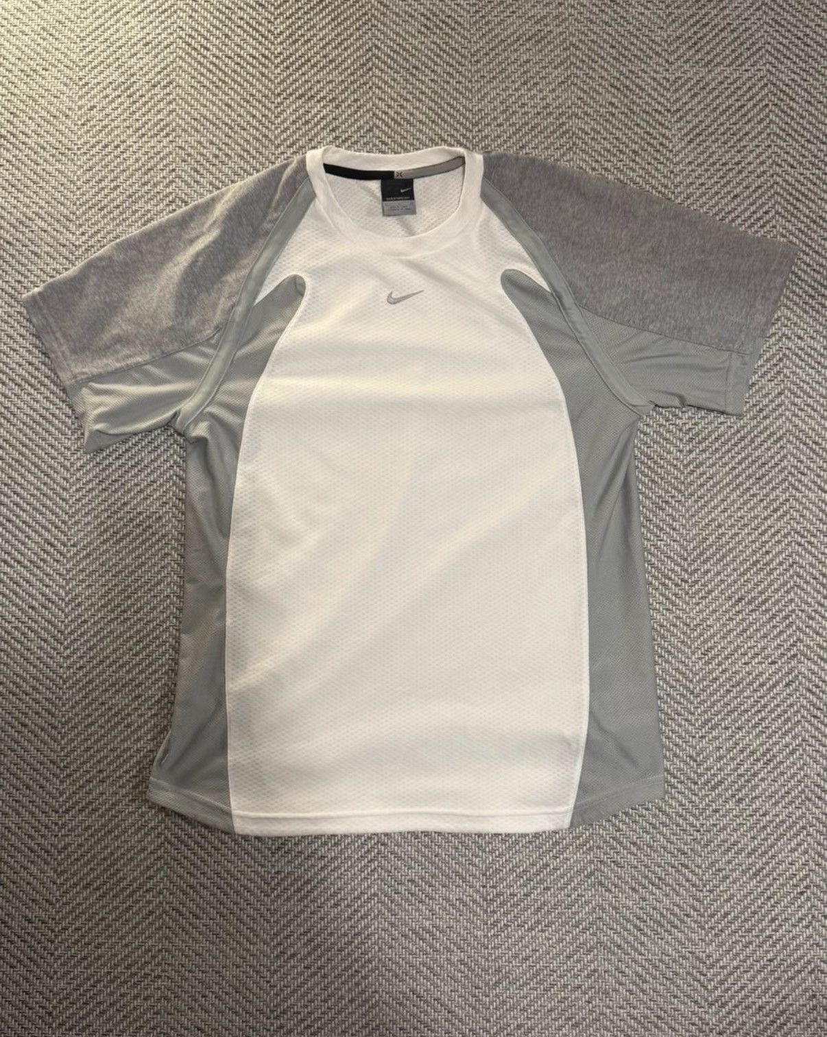 Nike Nike Vintage Tech Mesh Short Sleeve Tee K24 Size US L / EU 52-54 / 3 - 1 Thumbnail