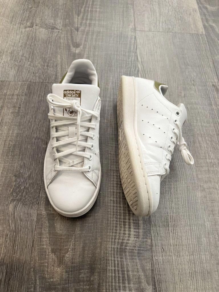 Adidas ADIDAS • STAN SMITH J "2021 Wild Moss" (5.5M) Size US 5.5 / EU 38 - 9 Thumbnail