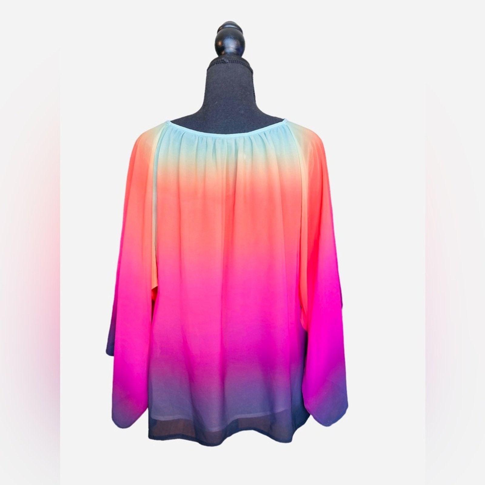 Trina Turk TRINA TURK TUNIC TOP Size M / US 6-8 / IT 42-44 - 2 Thumbnail