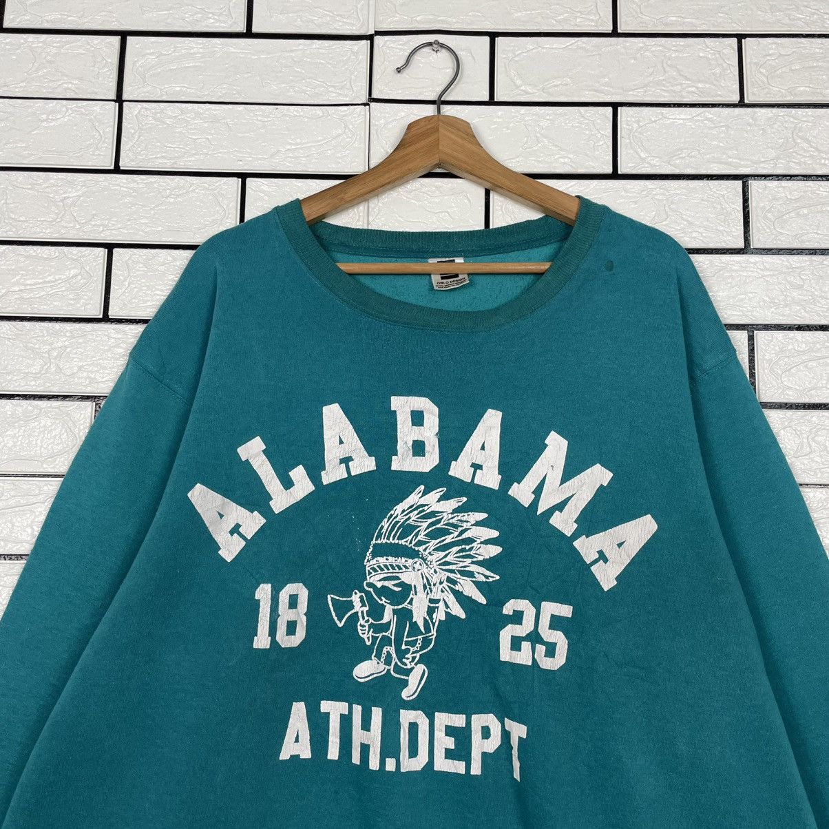 Japanese Brand Alabama Athletic Department Crewneck Sweatshirt Size US L / EU 52-54 / 3 - 2 Thumbnail