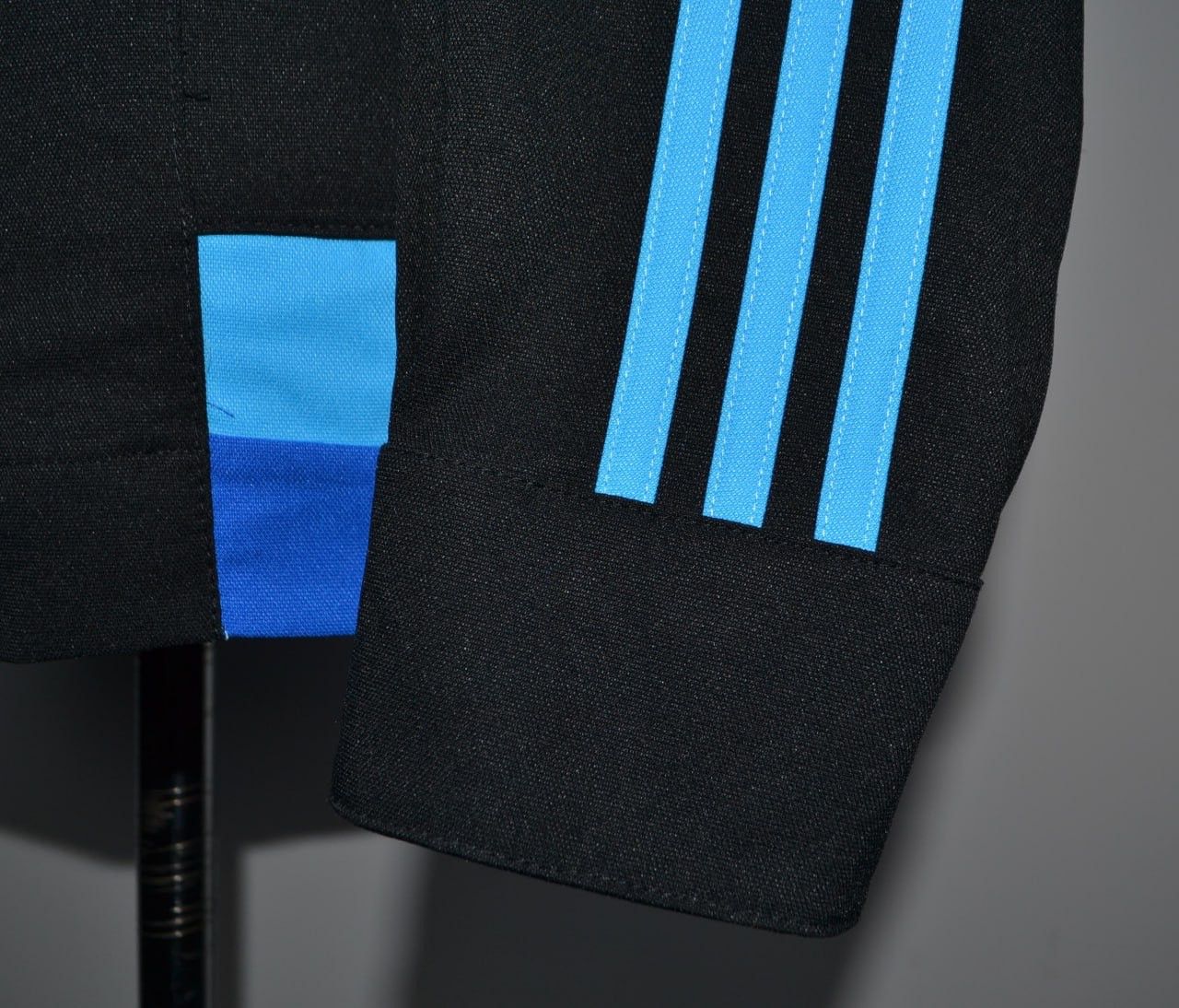 Adidas ADIDAS ANTHEM OLYMPIQUE MARSEILLE DROIT AU BUT TRACK JACKET Size US S / EU 44-46 / 1 - 9 Thumbnail