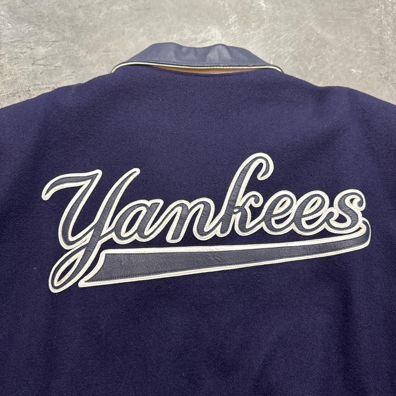 Vintage Vintage 90s JH Design New York Yankees MLB Leather Jacket Size US XL / EU 56 / 4 - 6 Thumbnail