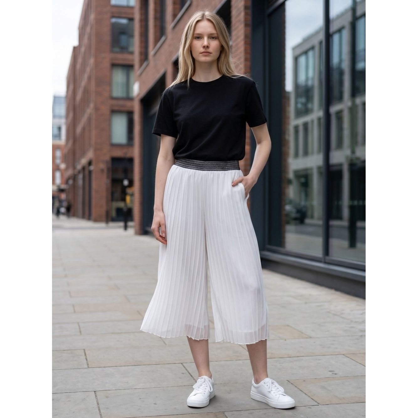 Alfani Alfani Metallic Waistband Pleated Chiffon White Culottes Si Size 28" / US 6 / IT 42 - 1 Thumbnail