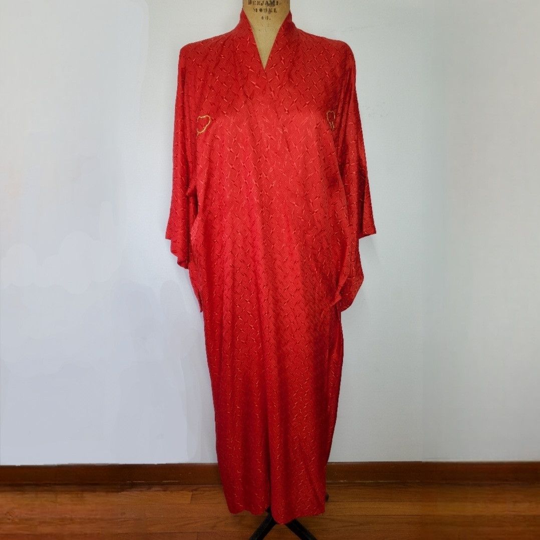 Kimono Size M House Robe Textured Red Gold Dragon Embroidery