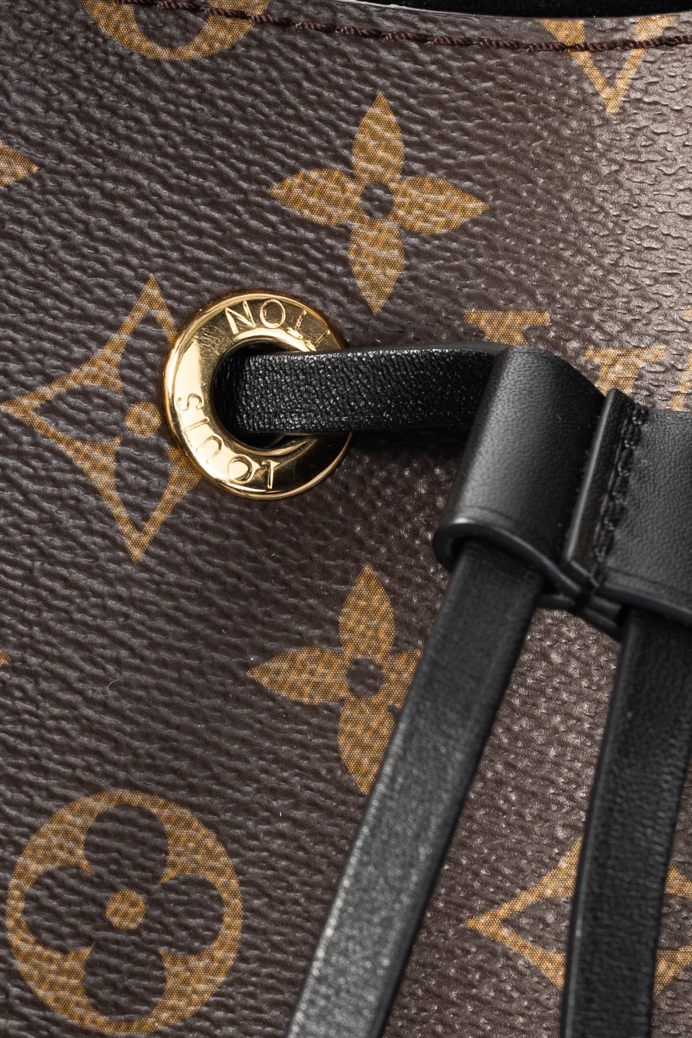 Louis Vuitton Louis Vuitton NeoNoe MM Monogram Canvas Bucket Bag Size ONE SIZE - 14 Thumbnail