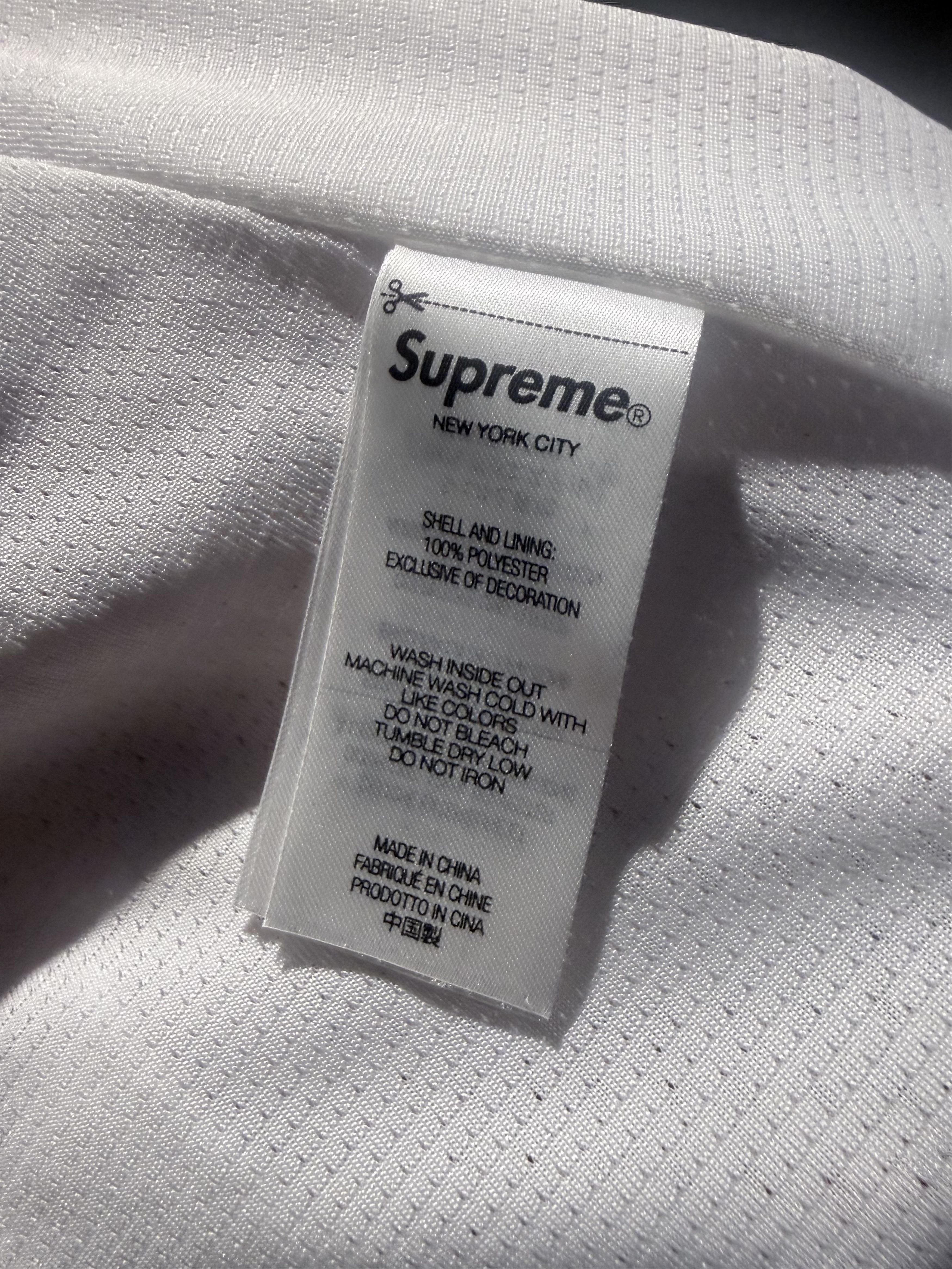 Supreme Supreme NY Script Mesh Basketball Shorts White Gold Size M Size US 32 / EU 48 - 3 Thumbnail