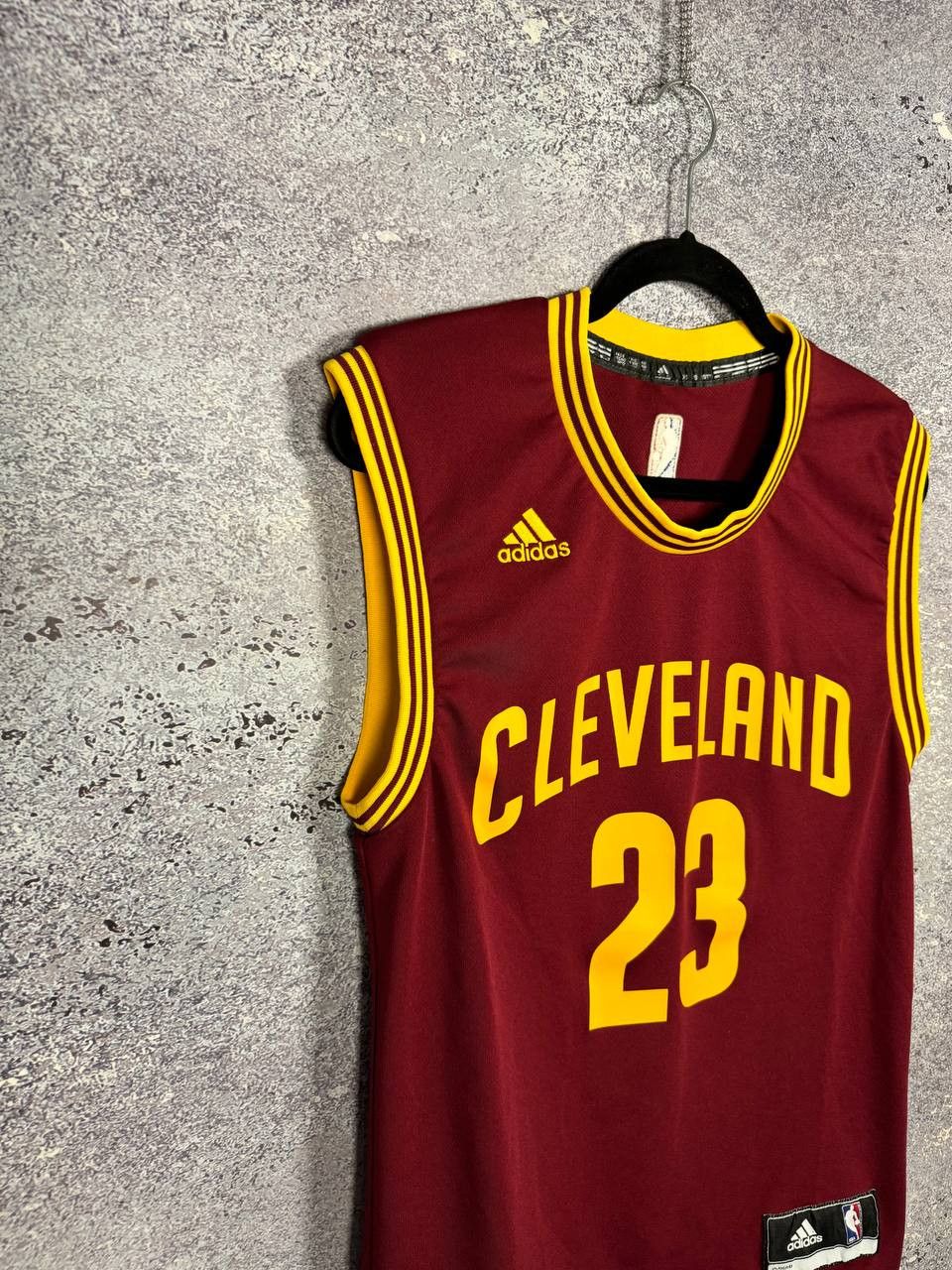 Adidas × NBA JAMES Cleveland Adidas NBA Basketball Jersey Size US XS / EU 42 / 0 - 3 Thumbnail