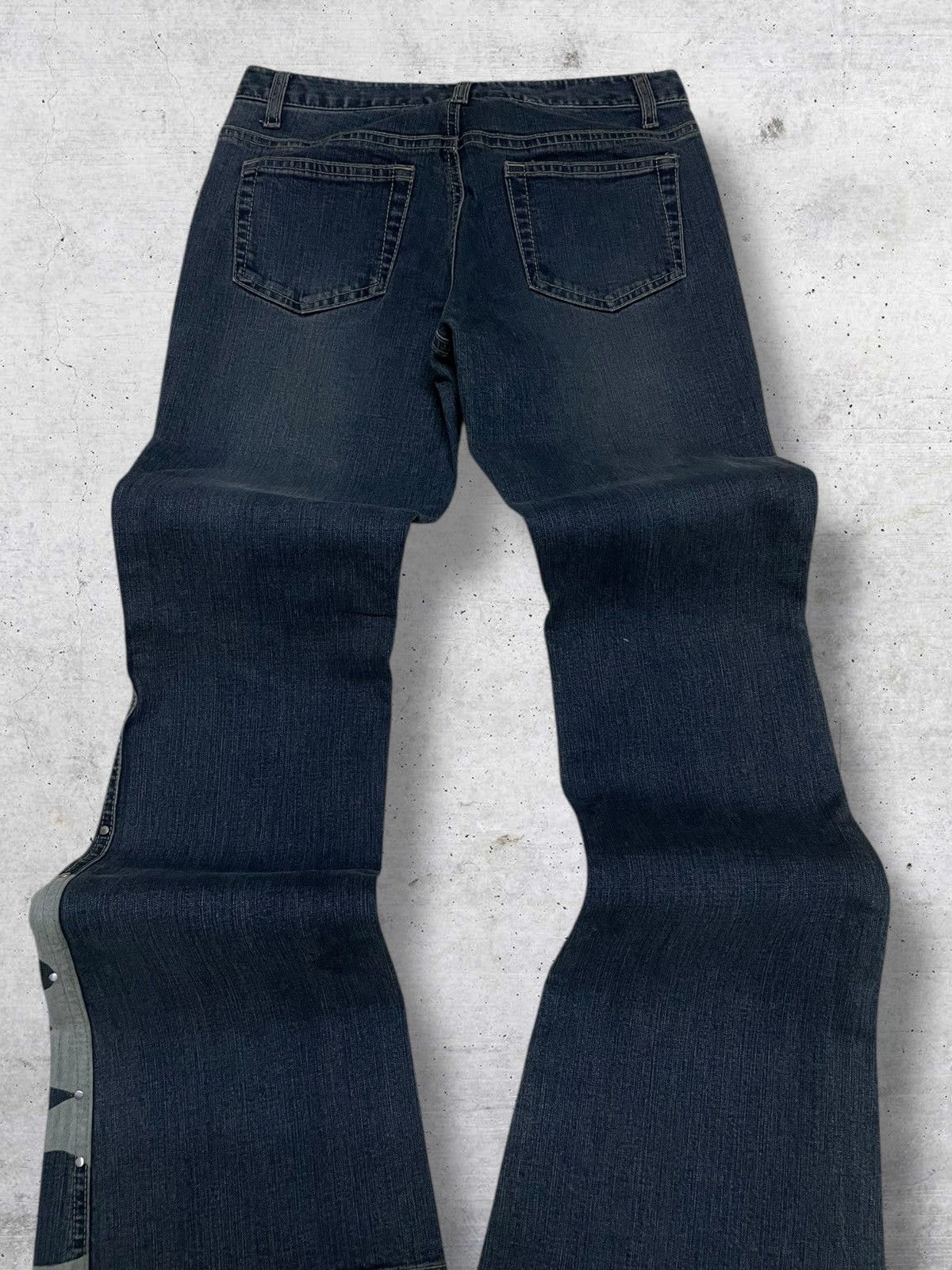 Tornado Mart VINTAGE ORIRIN JAPAN DESIGNER FLARED FASHION FORWARD DENIM Size US 26 / EU 42 - 12 Thumbnail