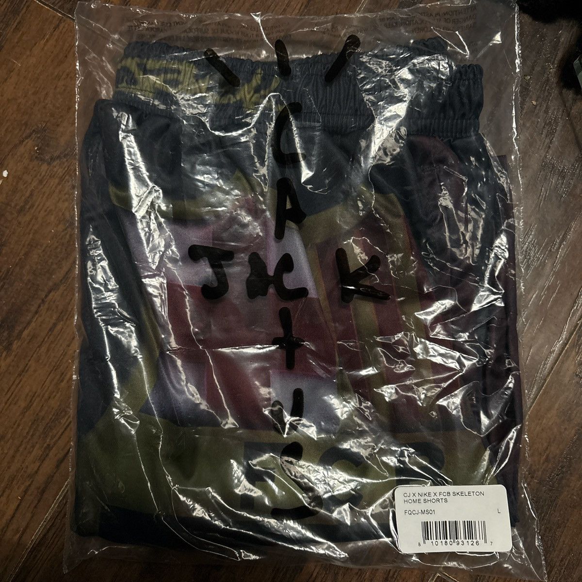 Travis Scott Travis Scott X Barcelona Shorts Size US 36 / EU 52 - 2 Thumbnail