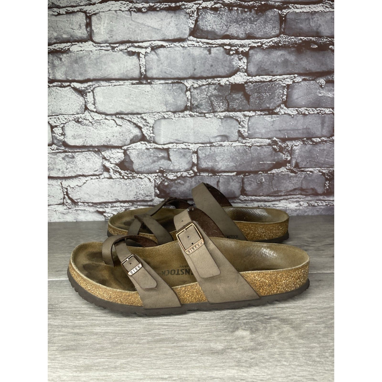 Birkenstock Birkenstock Mayari Mocha Brown Leather Strap Sandals Women’s Size US 10 / IT 40 - 1 Thumbnail