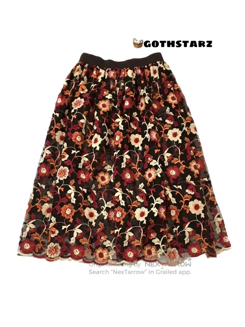 Comme des Garcons Comme Des Garcons size S Floral Embroidered Mesh Skirt Size 25" / US 0 / IT 36 - 2 Thumbnail
