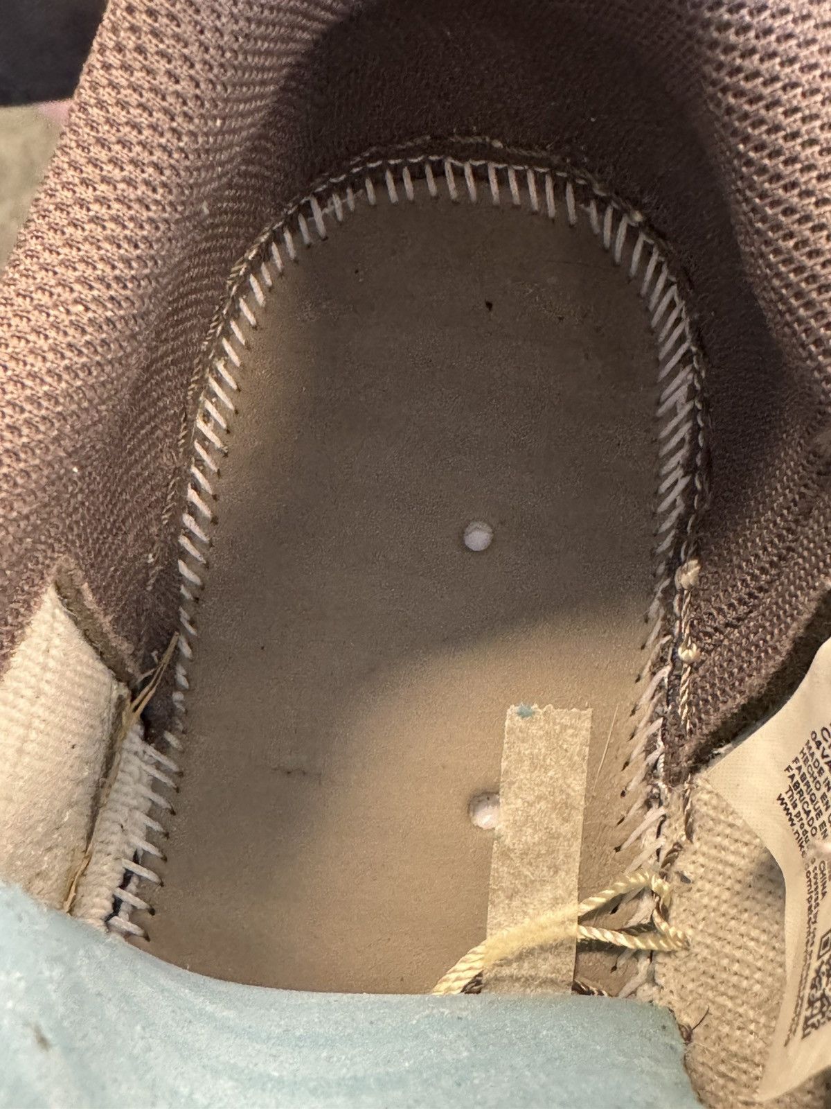 Nike × Travis Scott Jordan 1 Low Travis Reverse Mocha Size US 8.5 / EU 41-42 - 10 Thumbnail
