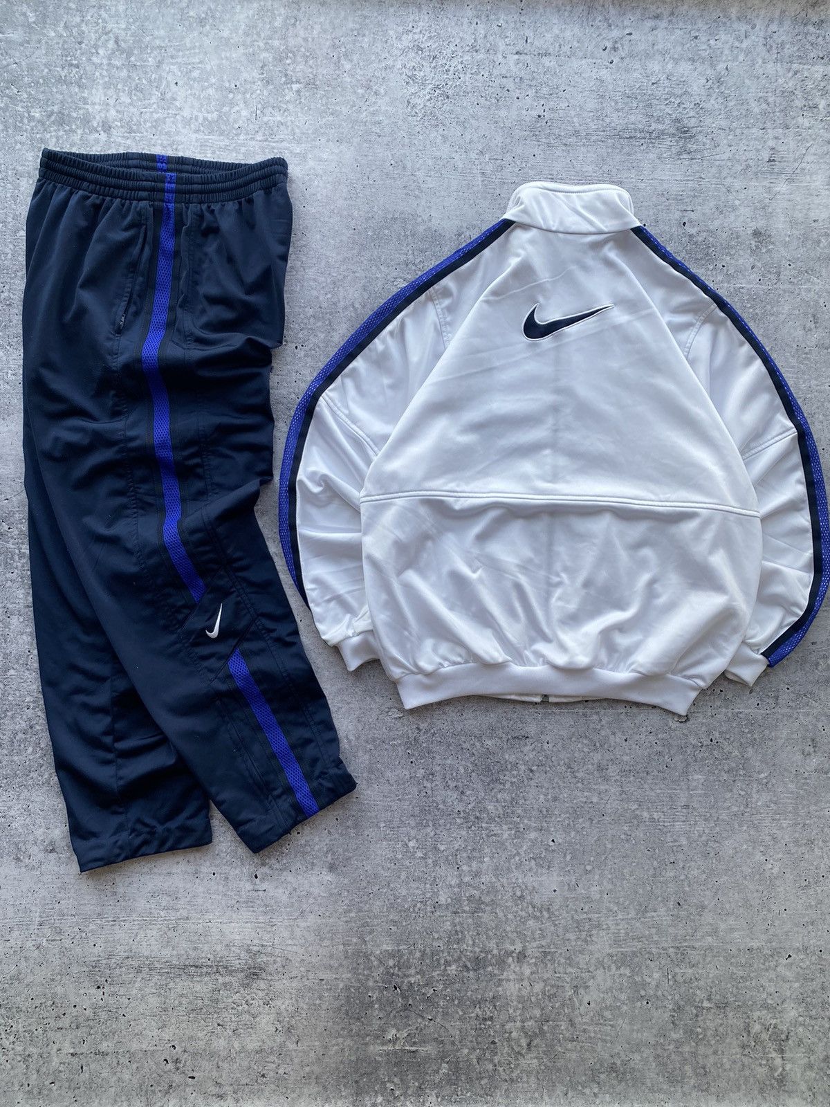 Nike tracksuit baggy clearance