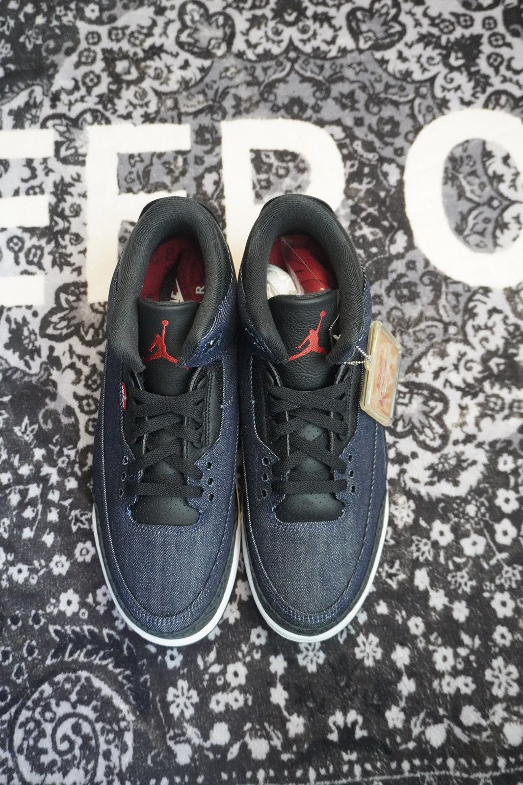 Jordan Brand × Levi's Air Jordan 3 x Levi’s- Indigo Sz 11.5 Size US 11.5 / EU 44-45 - 2 Thumbnail