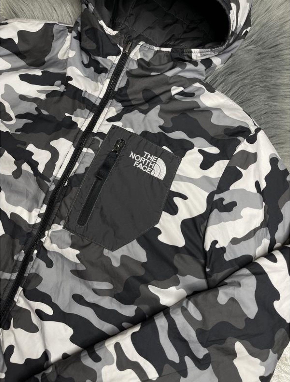 The North Face TNF The North Face Vintage StreetWear Camo Jacket Outdoor Size S / US 4 / IT 40 - 2 Thumbnail