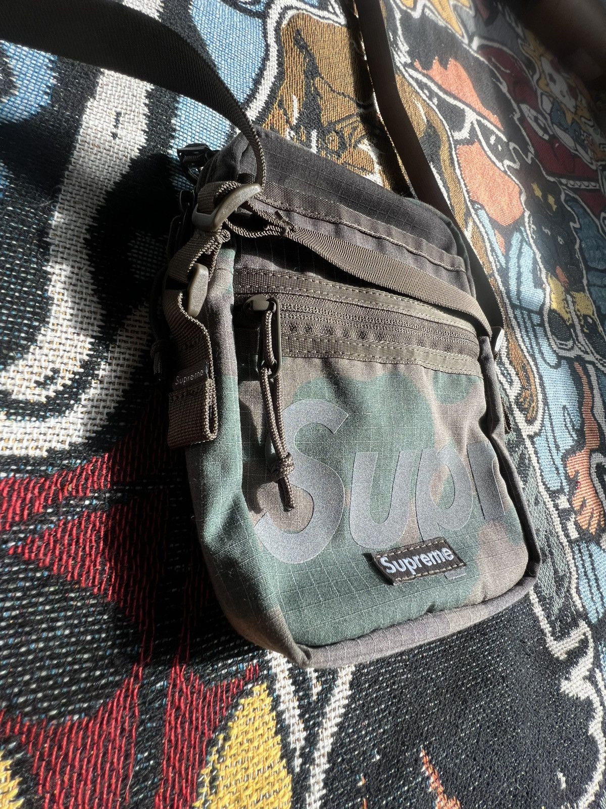 Supreme 📟Supreme Reflective Shoulder Bag📟 Size ONE SIZE - 2 Thumbnail
