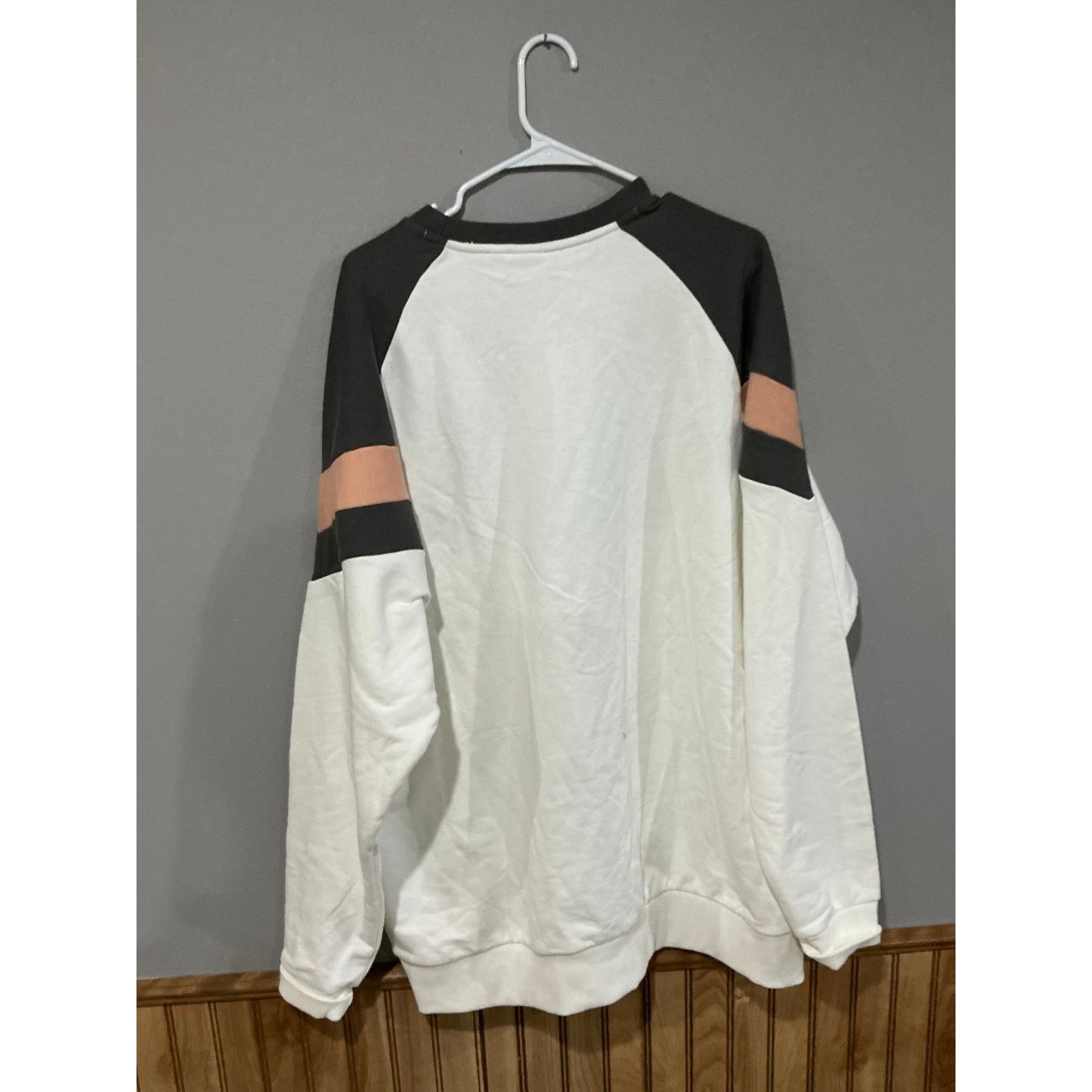 Puma Mens 2XL PUMA Crew Neck Sweatshirt Size US XXL / EU 58 / 5 - 1 Thumbnail