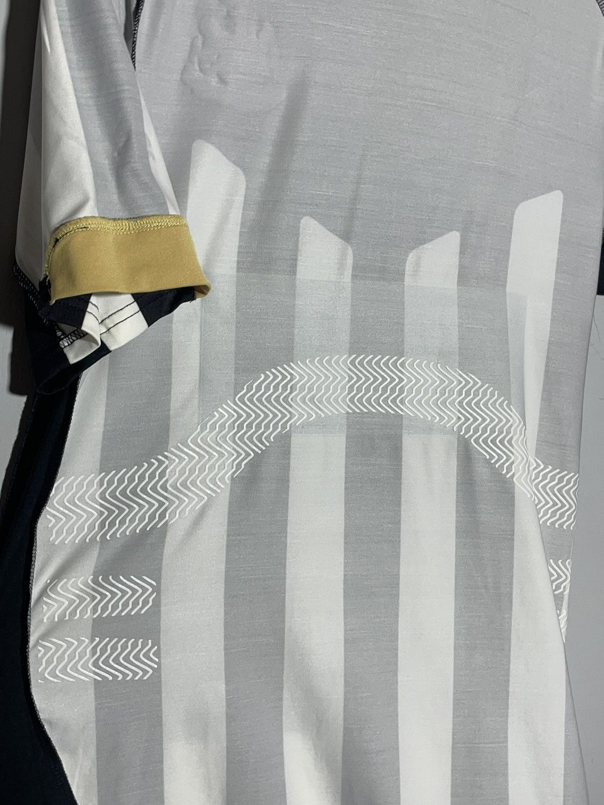 Puma Newcastle United Puma 2014/15 Home Player Issue Jersey Size US XL / EU 56 / 4 - 15 Thumbnail