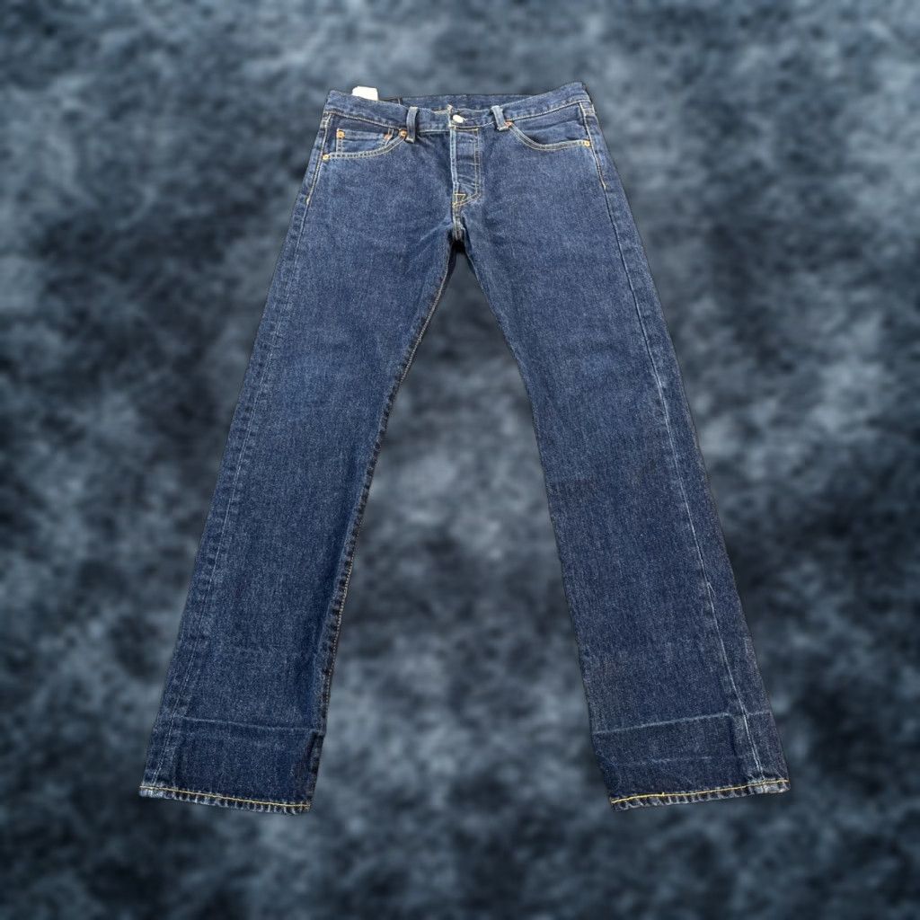 Levi's VINTAGE Levi's 501 Jeans Men 30x30 Straight Denim Blue 90s Cowboy USA Mens Jeans Regular 5-Pocket Size US 30 / EU 46 - 1 Thumbnail