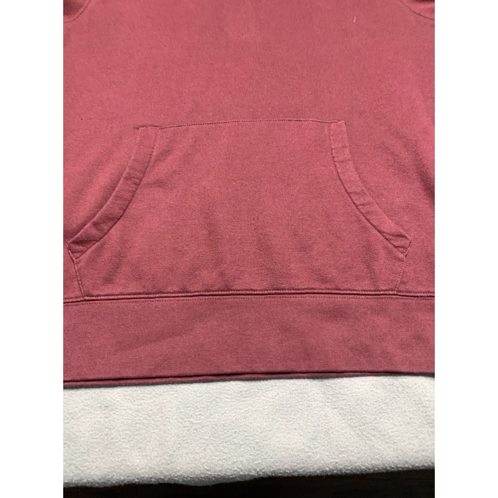 K-Swiss K-Swiss Mens Hoodie Pullover Maroon Size S Cool Athletic Unisex? (Note: This is incorrect) Size US S / EU 44-46 / 1 - 7 Thumbnail