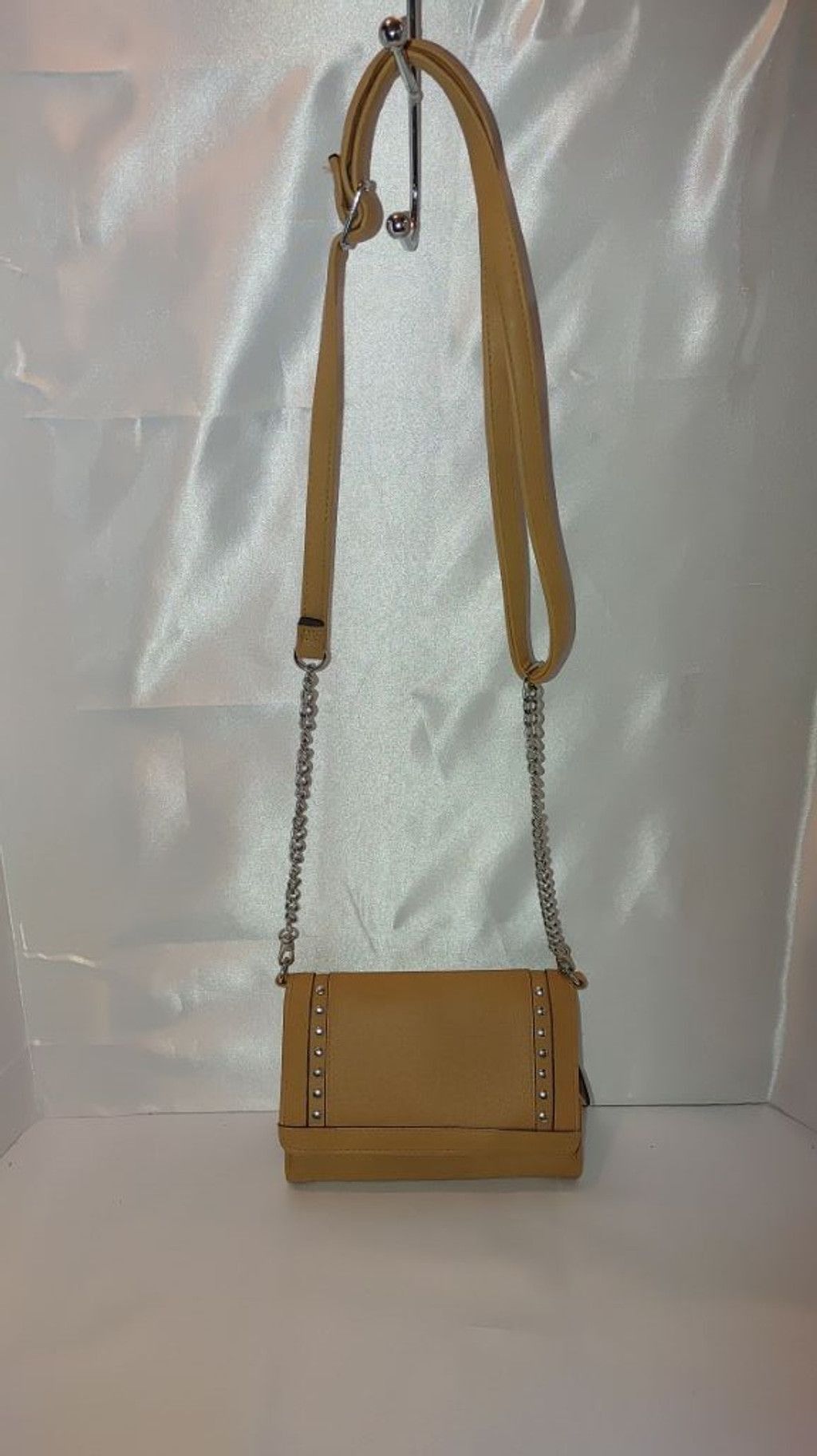 MAX&Co. Max Studio Convertible Crossbody/Clutch NWOT Size ONE SIZE - 3 Thumbnail