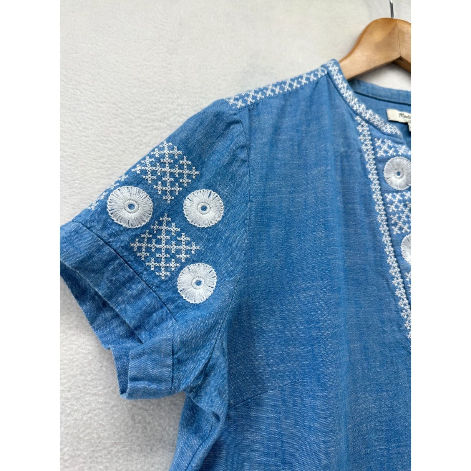 Madewell Madewell Mini Dress Blue Women's M Chambray Sunstitch Embroidered Boho Floral Pockets Summer Short Sleeve V-Neck Snap Size M / US 6-8 / IT 42-44 - 5 Thumbnail