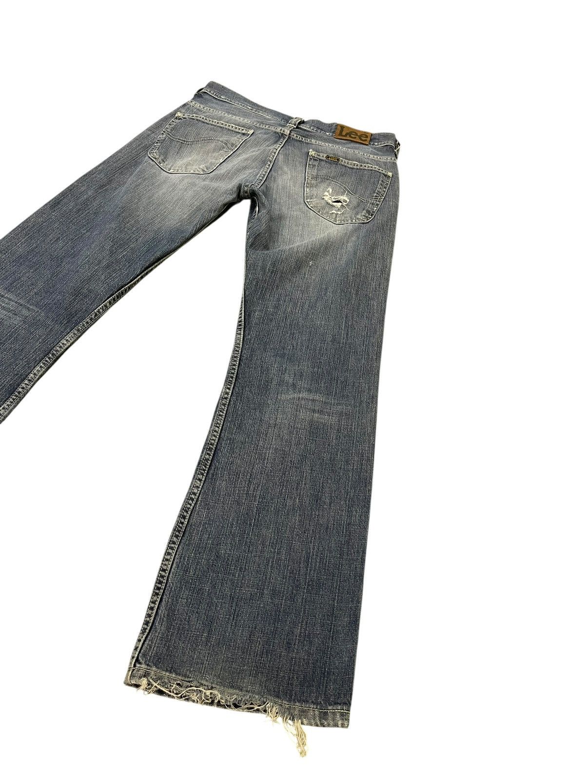 Lee Flare Jeans Lee Europe Faded Distress Boot Cut 2🟦3 Size US 33 - 12 Thumbnail