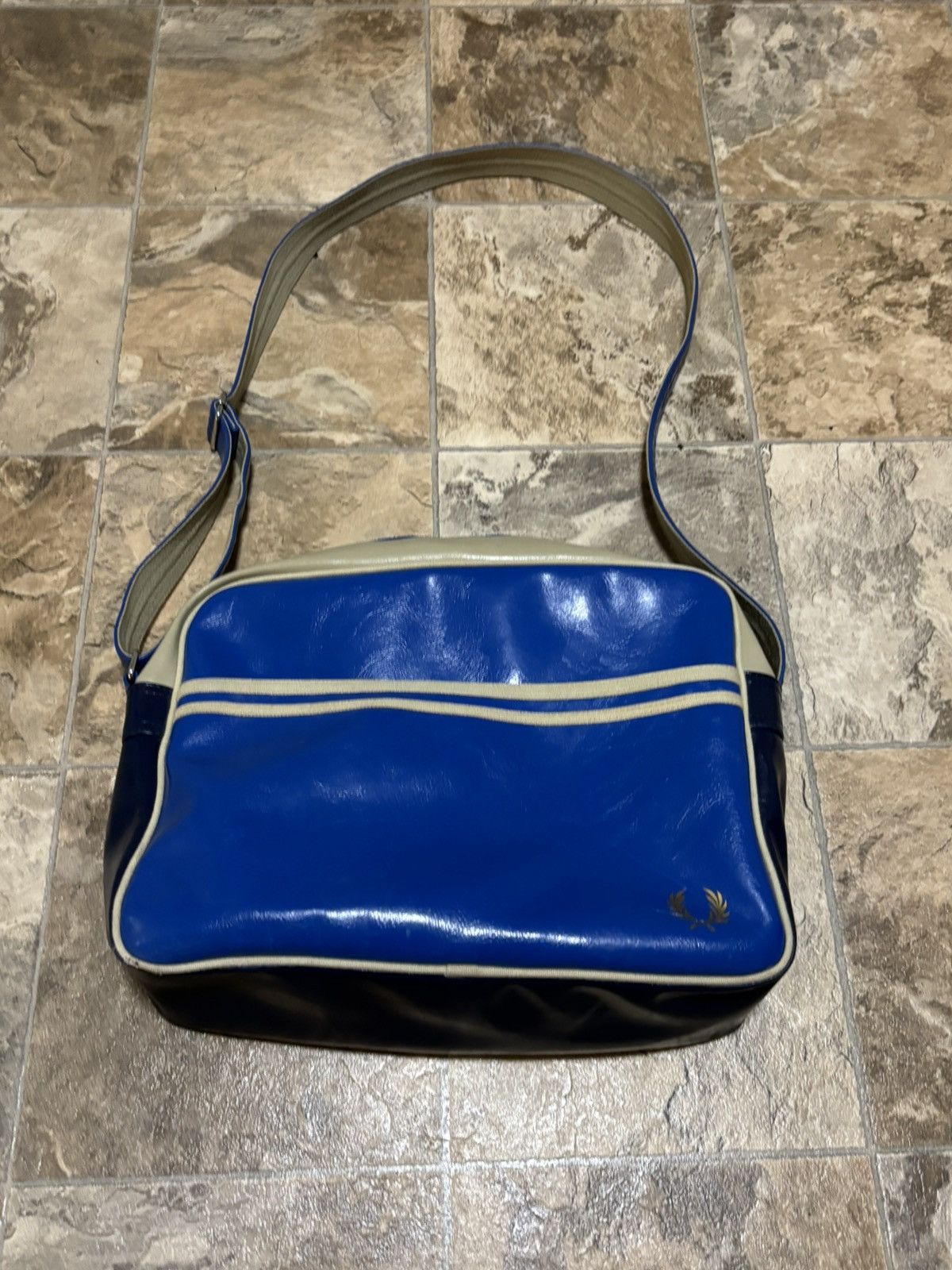 Fred Perry Vintage 1990’s Fred Perry Side Body Bag Size ONE SIZE - 1 Thumbnail