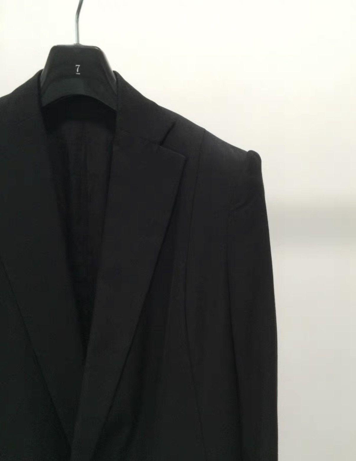 Julius JULIUS × ISETAN SPECIAL EDITION CUPRO WOOL RAYON GABARDINE Size 38L - 3 Thumbnail