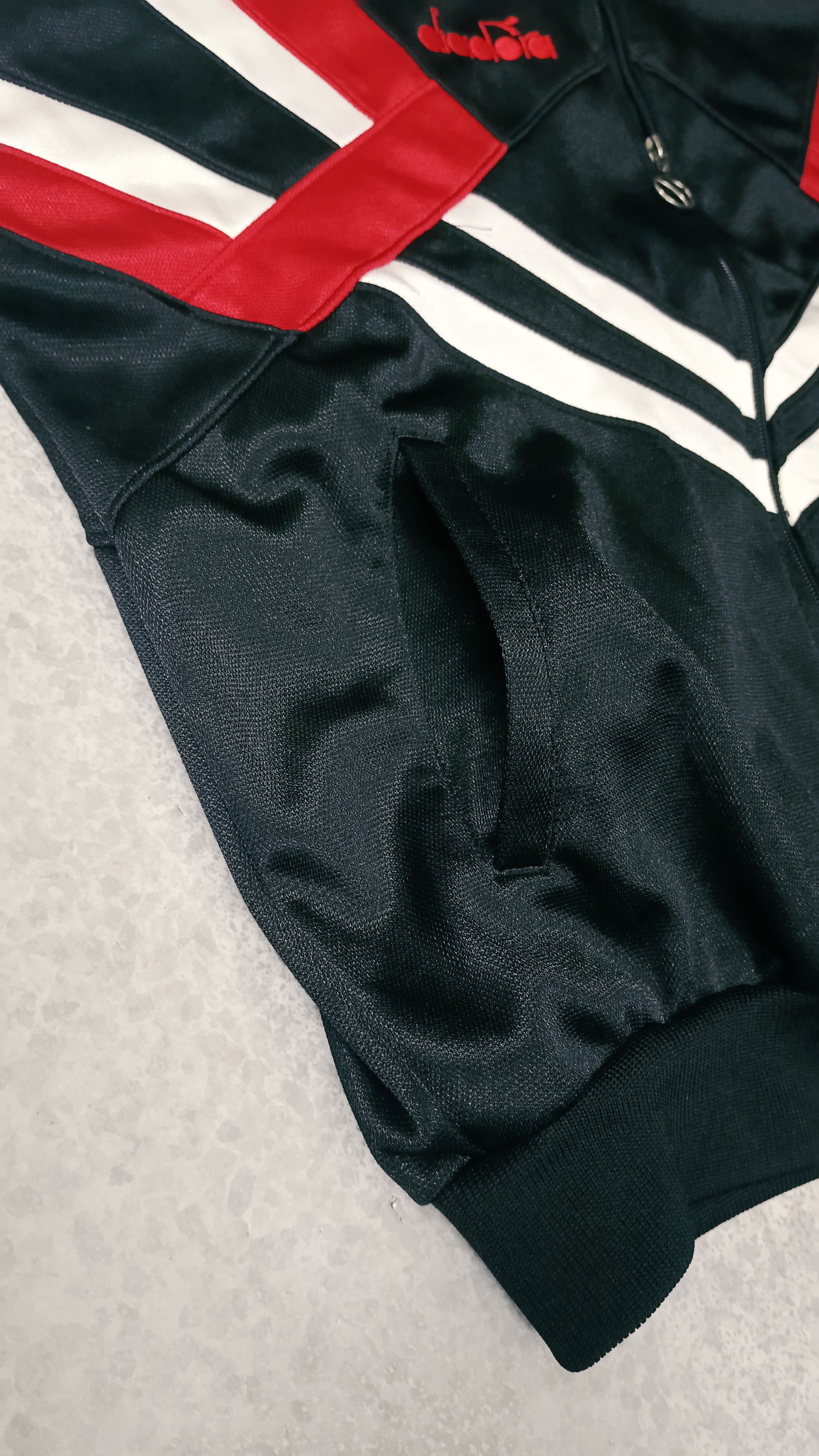 Diadora Rare Vintage Diadora Match Winner Training Sweater Size US L / EU 52-54 / 3 - 9 Thumbnail