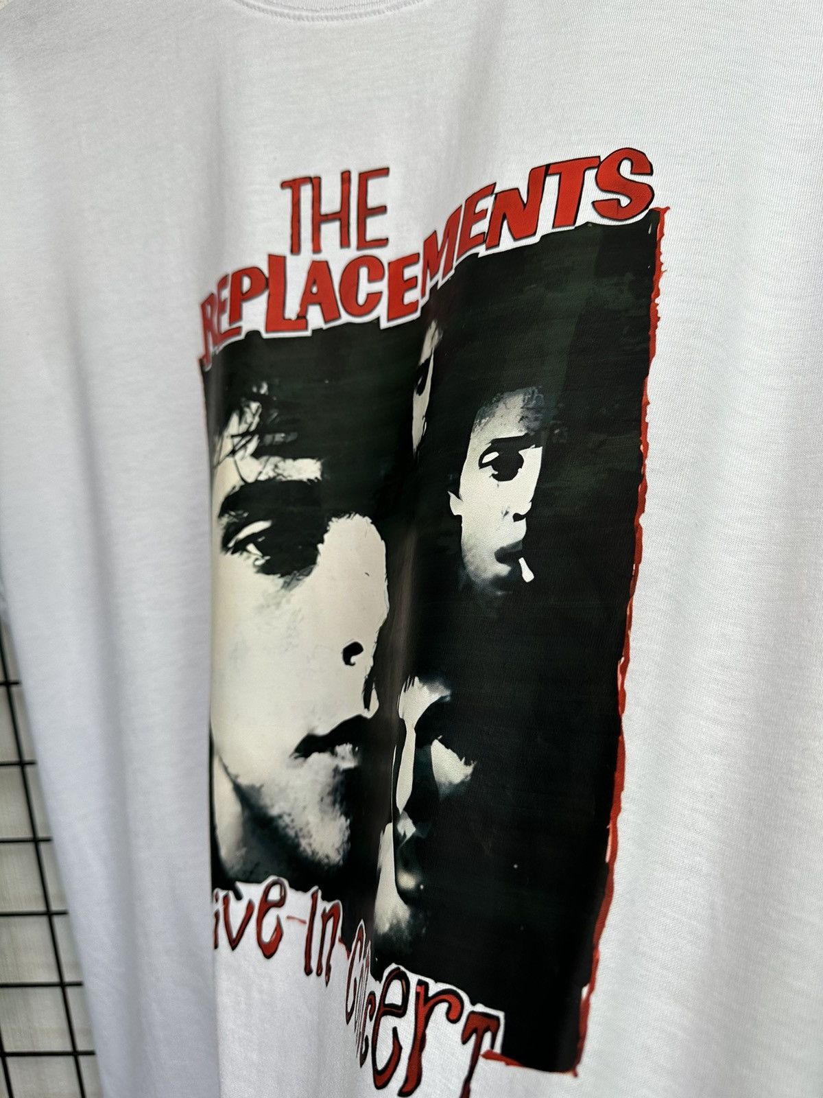 Band Tees The Replacements Band Tee Men White “Live in concert” shirt Size US L / EU 52-54 / 3 - 10 Thumbnail