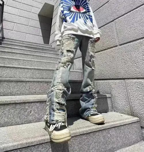 Japanese Brand × Jean High Street Distressed Tassel Washed Distressed Jeans Size US 32 / EU 48 - 1 Thumbnail