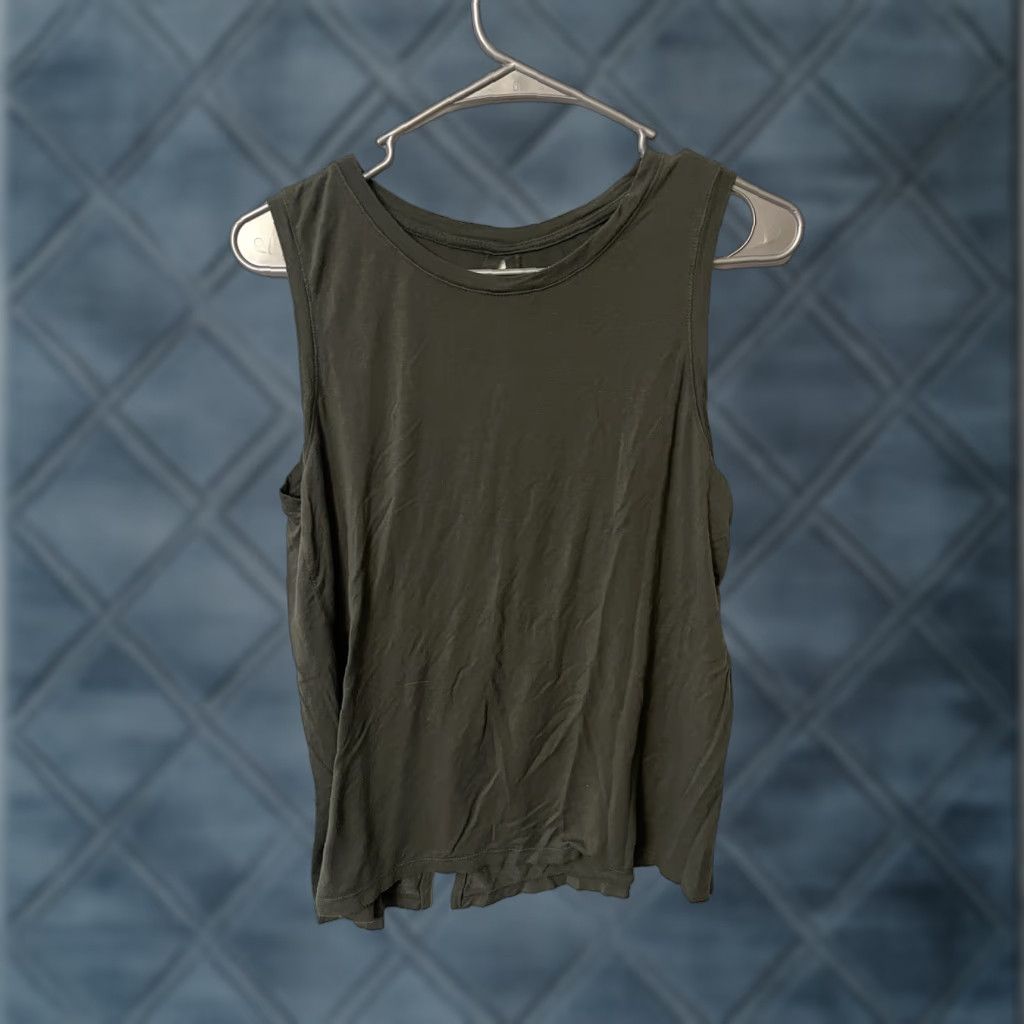 Vintage Halogen Tank Top Womens Crew Neck Green Sleeveless Size Medium Regular Fit Casual Size M / US 6-8 / IT 42-44 - 1 Thumbnail