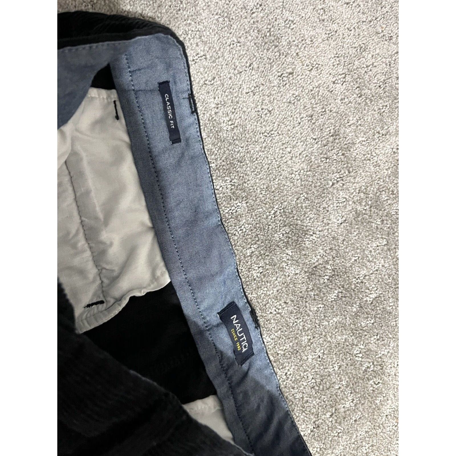 Nautica Nautica Men's Black Corduroy Pants Classic Fit 34x32 Excellent Used Condition Size US 34 / EU 50 - 6 Thumbnail