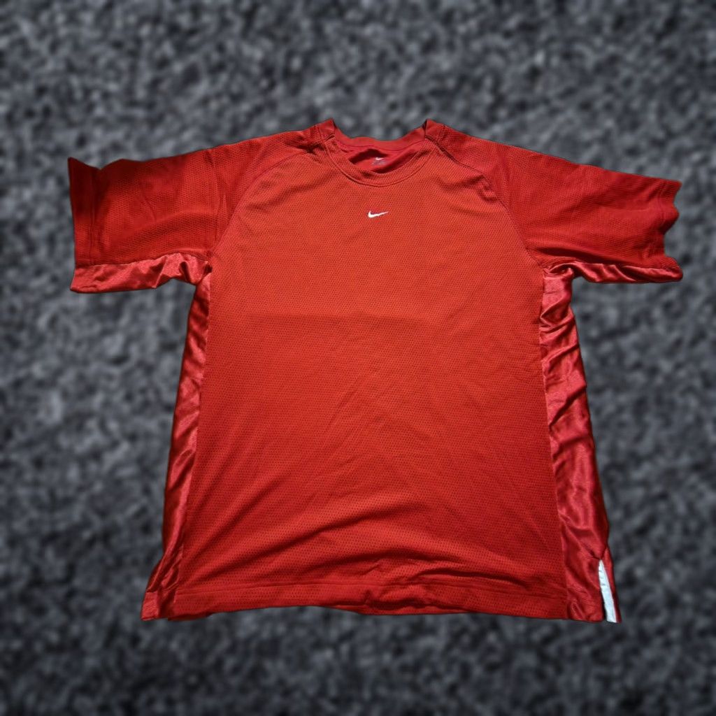 Nike VINTAGE Nike Basketball Shirt Mens XXL Swoosh Logo Center Check 90s Red Short Sleeve T Shirt Jersey Size US XXL / EU 58 / 5 - 1 Thumbnail