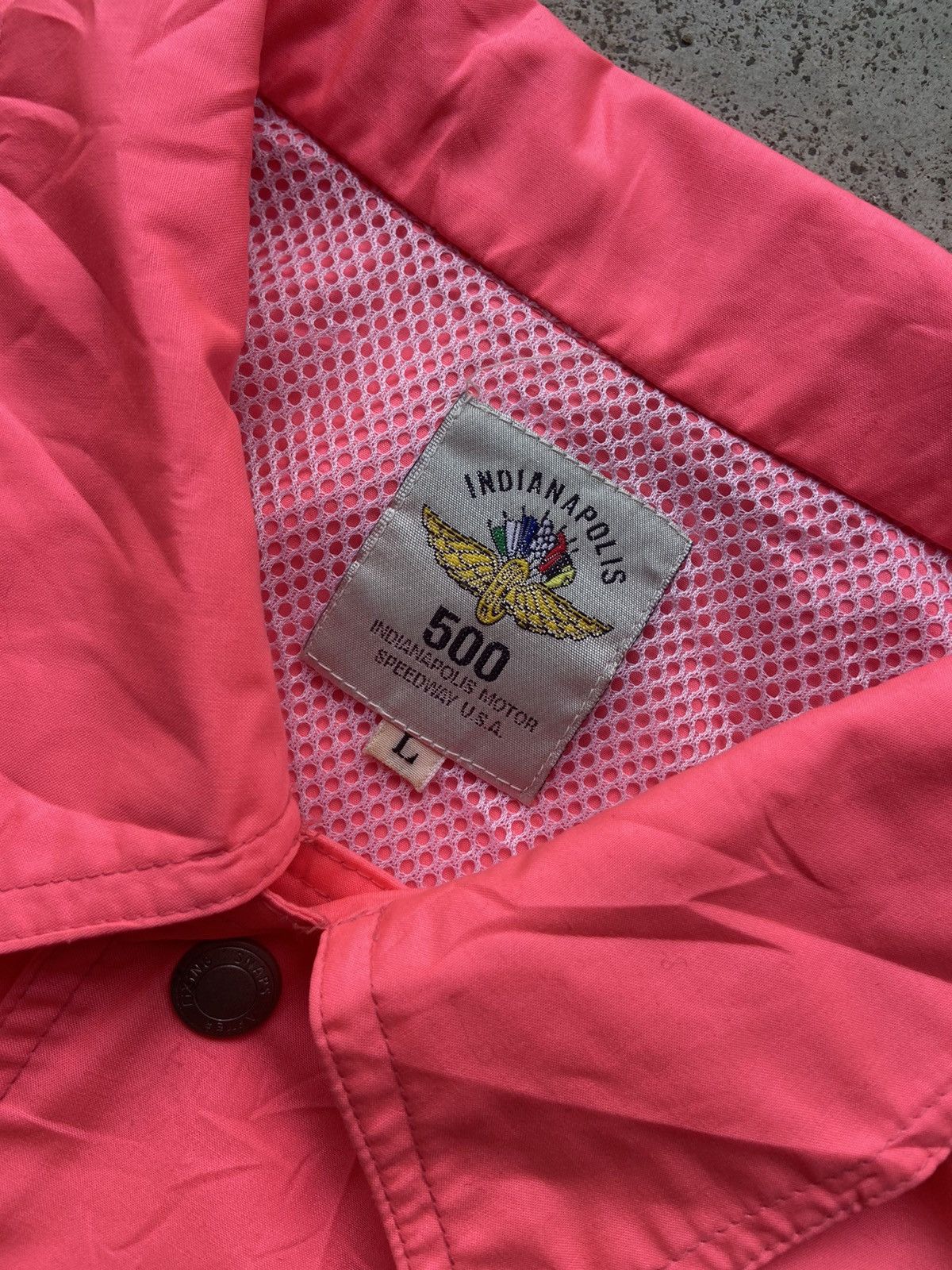 Vintage Vintage 90s Indy 500 Racing Neon Pink Coach Jacket Size US L / EU 52-54 / 3 - 4 Thumbnail