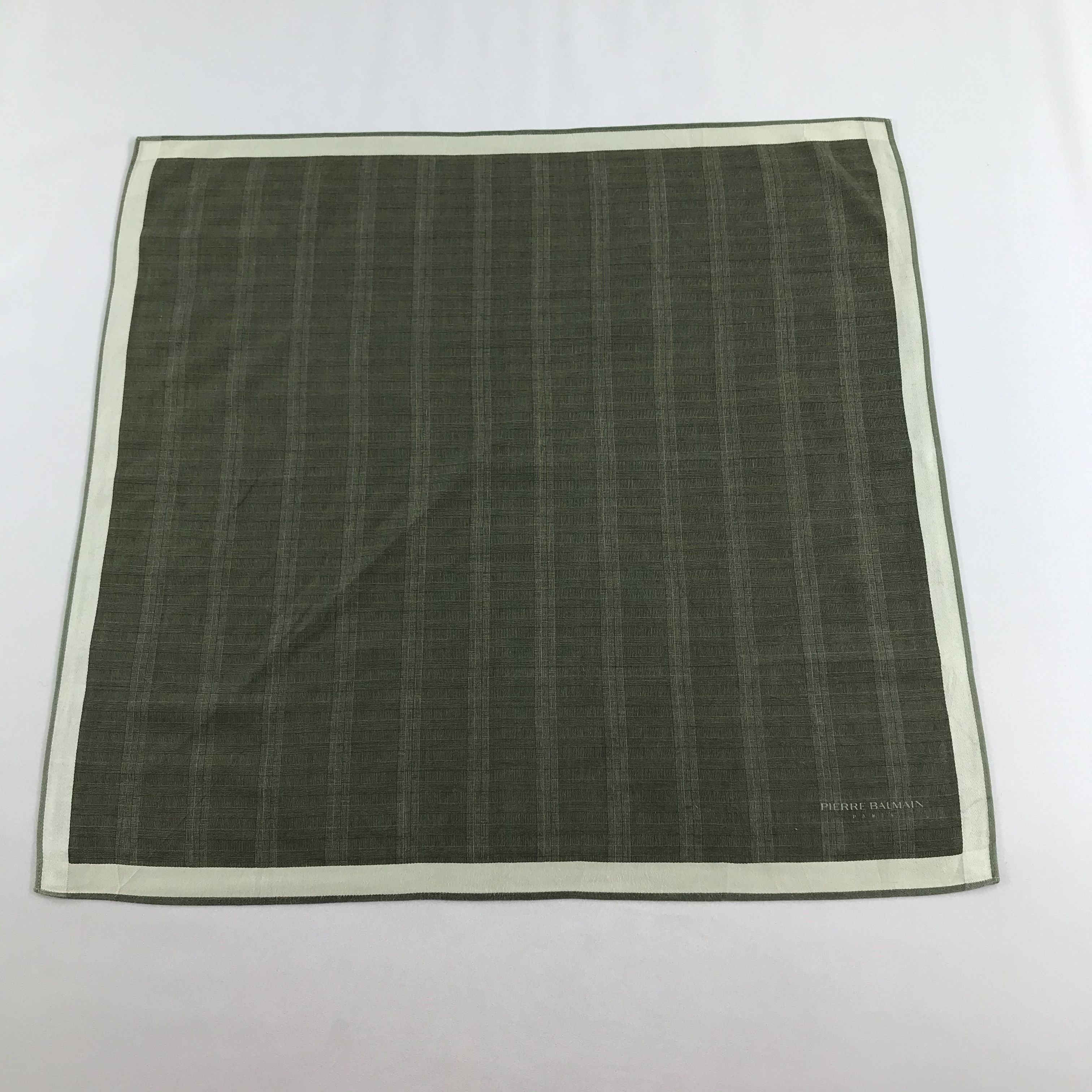 Pierre Balmain Pierre Balmain Handkerchief Neckerchief Bandana H905 Size ONE SIZE - 2 Thumbnail