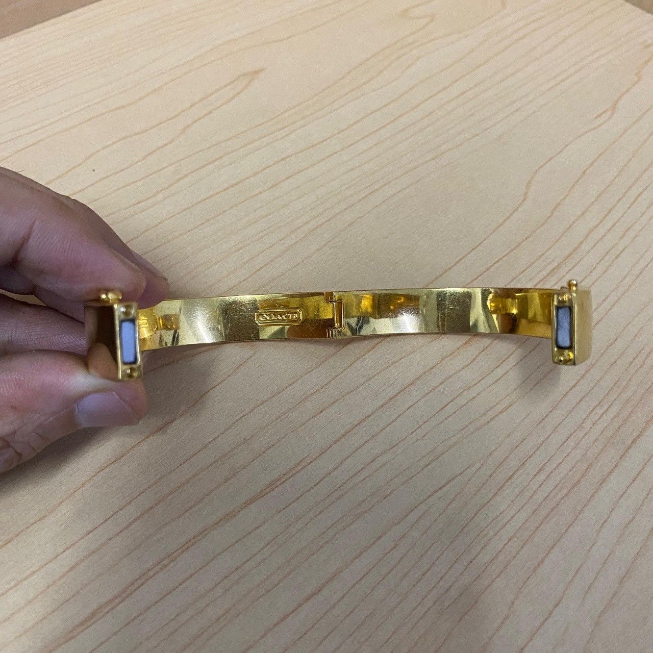 Coach COACH Signature C Hinged Bangle Bracelet –Gold Tone Preloved Size ONE SIZE - 10 Thumbnail
