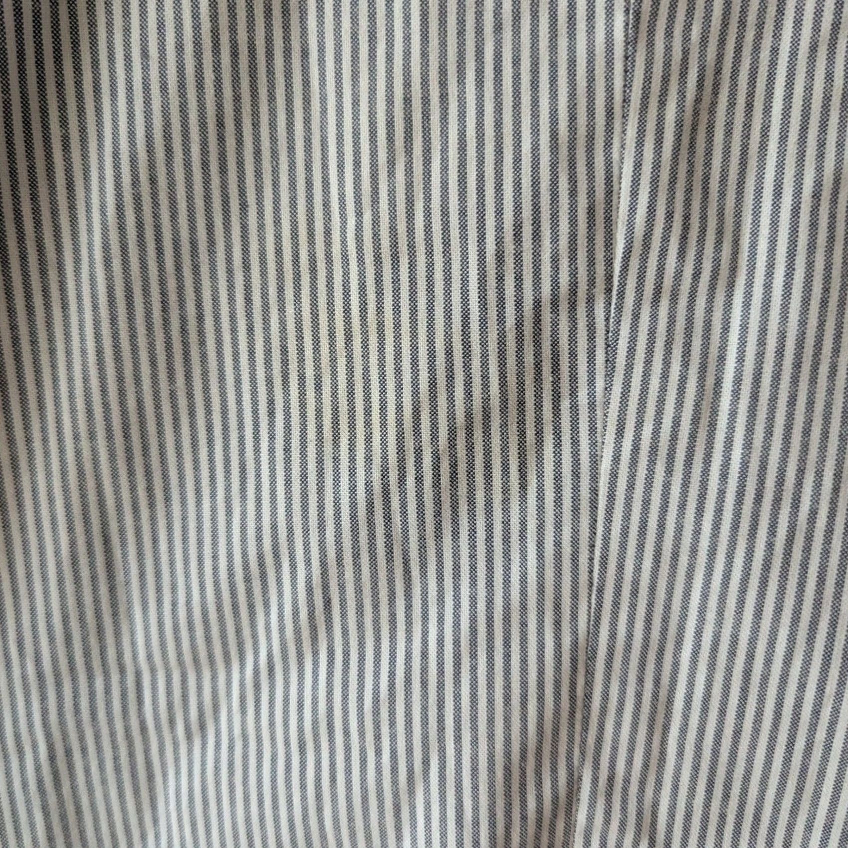 Abercrombie & Fitch Abercrombie & Fitch Blue White Pinstripe Crest Blazer Jacket Women S Notch Lapel Two-Button Front Casual Workwear Size S / US 4 / IT 40 - 5 Thumbnail