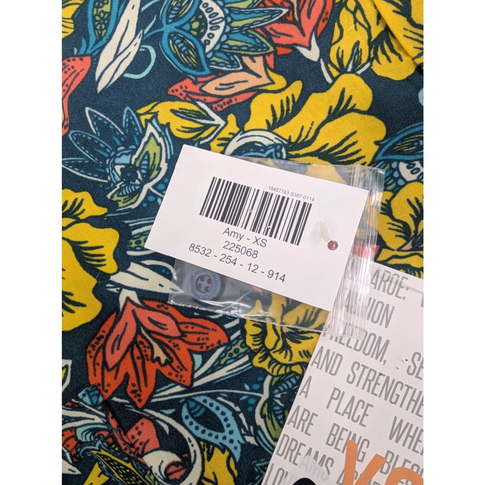 Vintage NWT LuLaRoe Amy Autumn Floral Woven Rayon Button Shirt Cap Sleeve Top XS Womens Size XS / US 0-2 / IT 36-38 - 6 Thumbnail